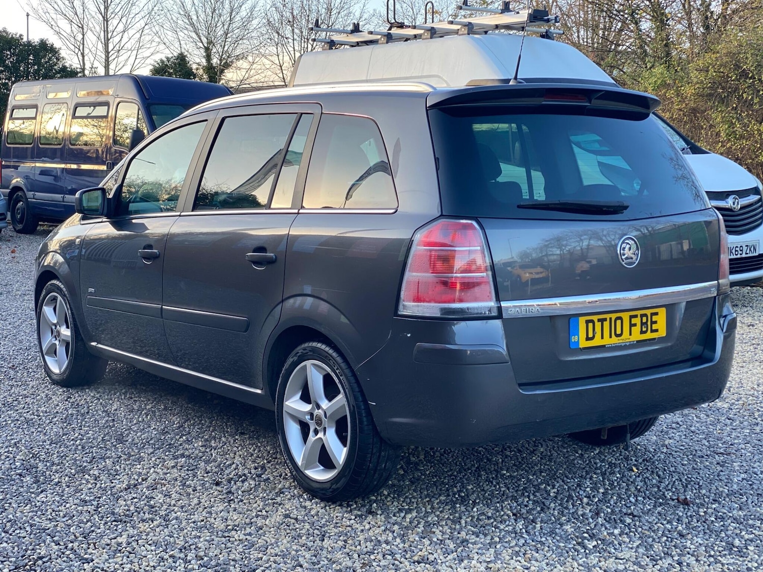 Used Vauxhall Zafira 2010 for sale - 76689032: Photo 4