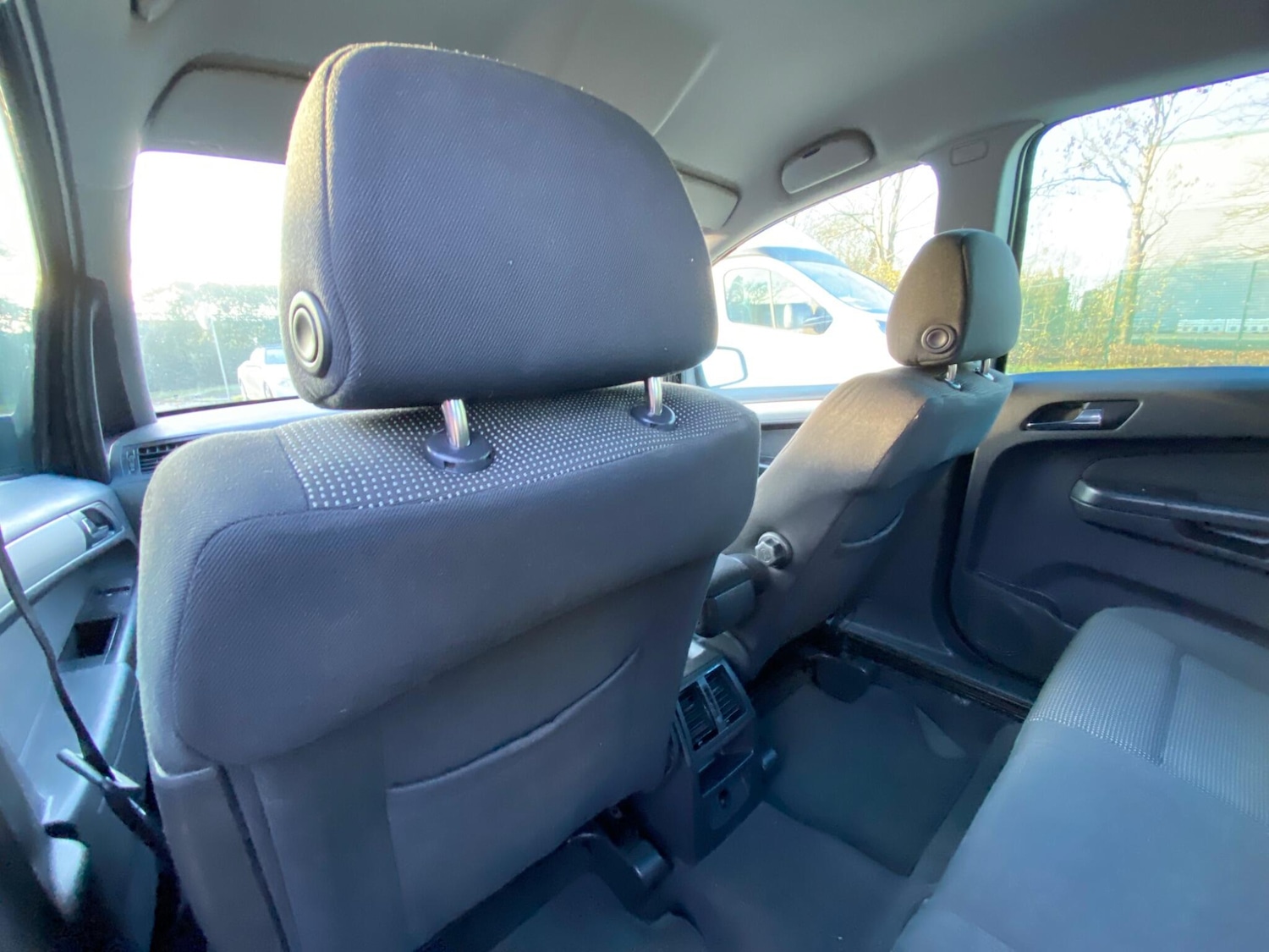 Used Vauxhall Zafira 2010 for sale - 76689032: Photo 42