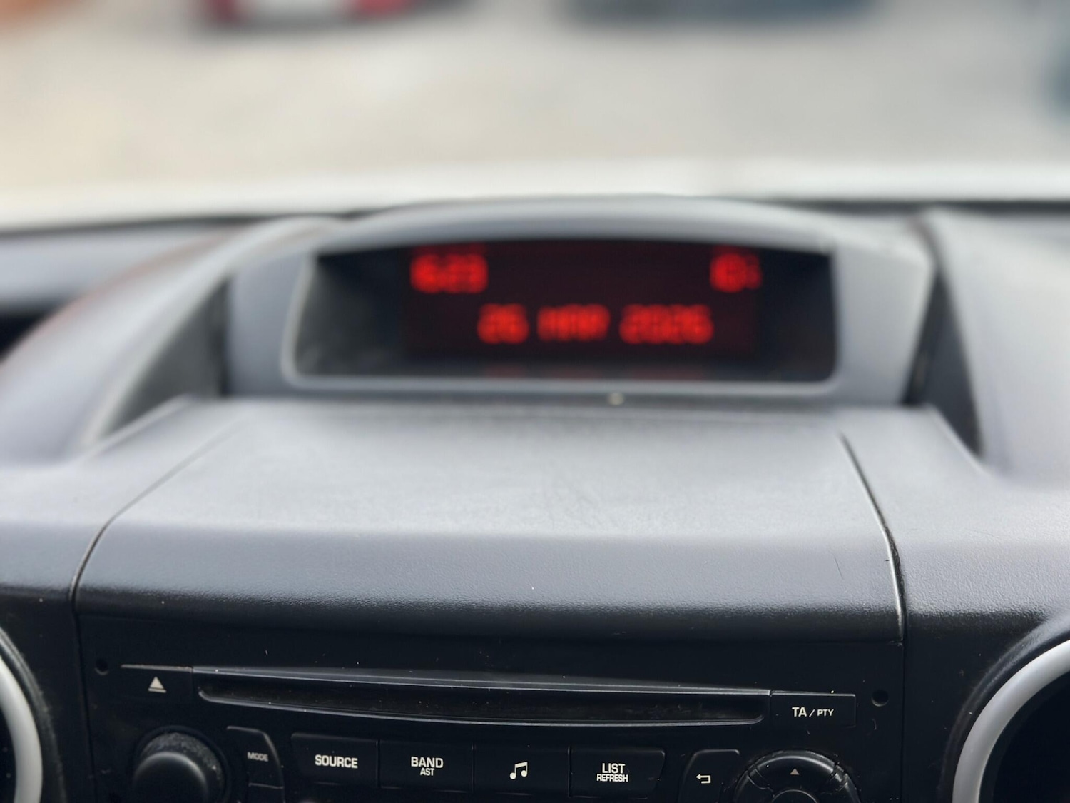 Used Peugeot Partner 2016 for sale - 78034609: Photo 41