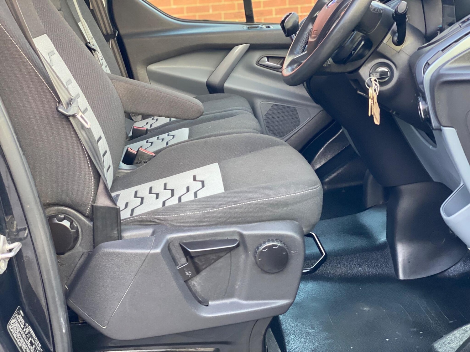 Used Ford Transit Custom 2014 for sale - 76137319: Photo 27