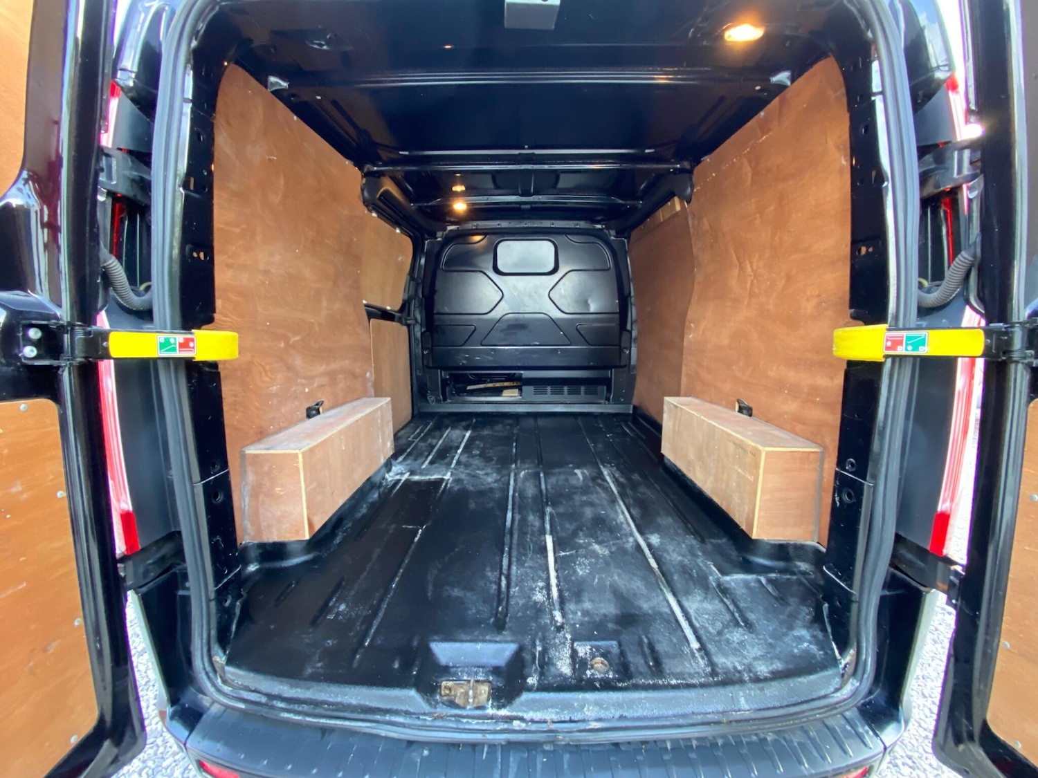 Used Ford Transit Custom 2014 for sale - 76137319: Photo 45