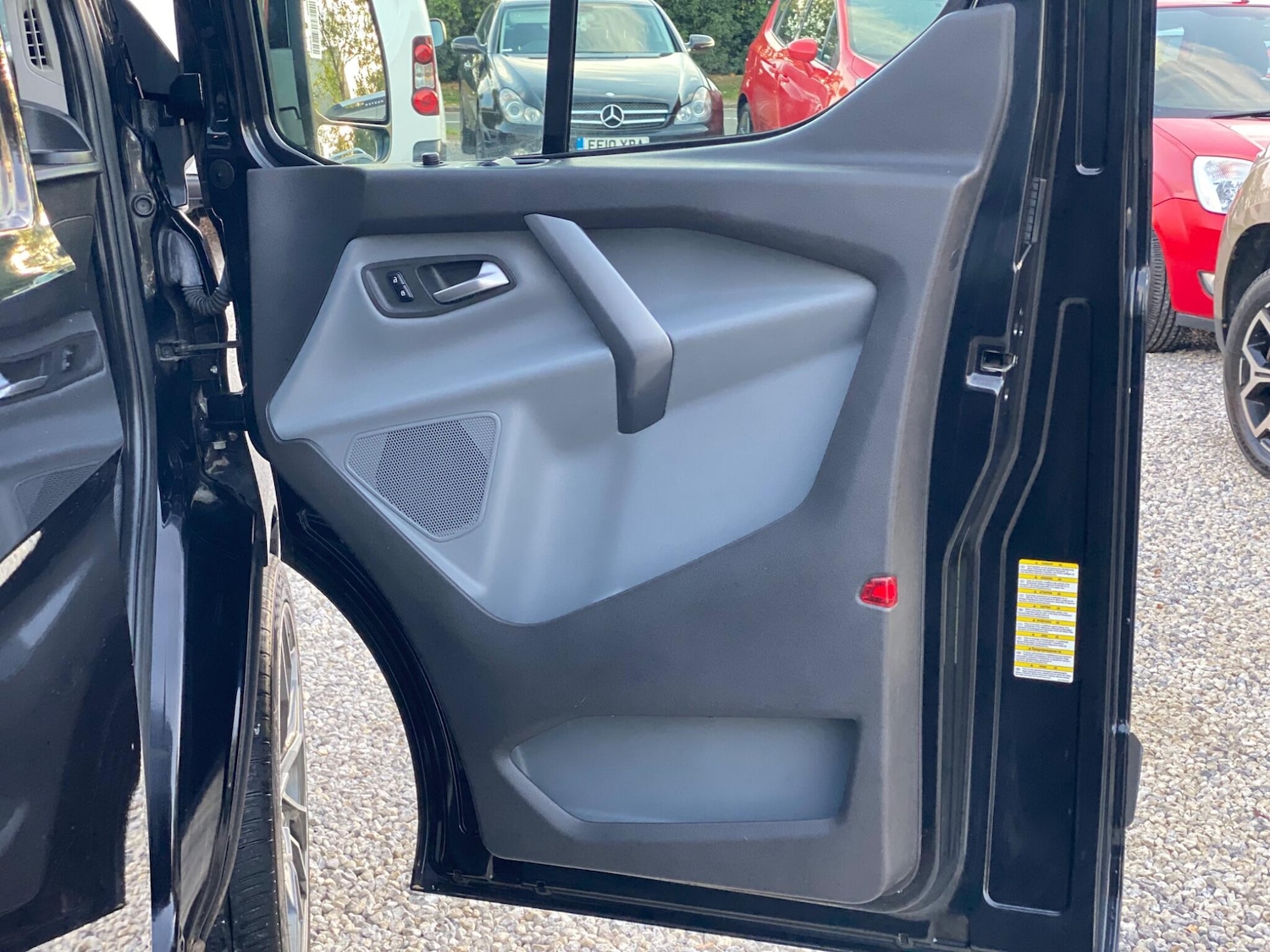 Used Ford Transit Custom 2014 for sale - 76137319: Photo 48