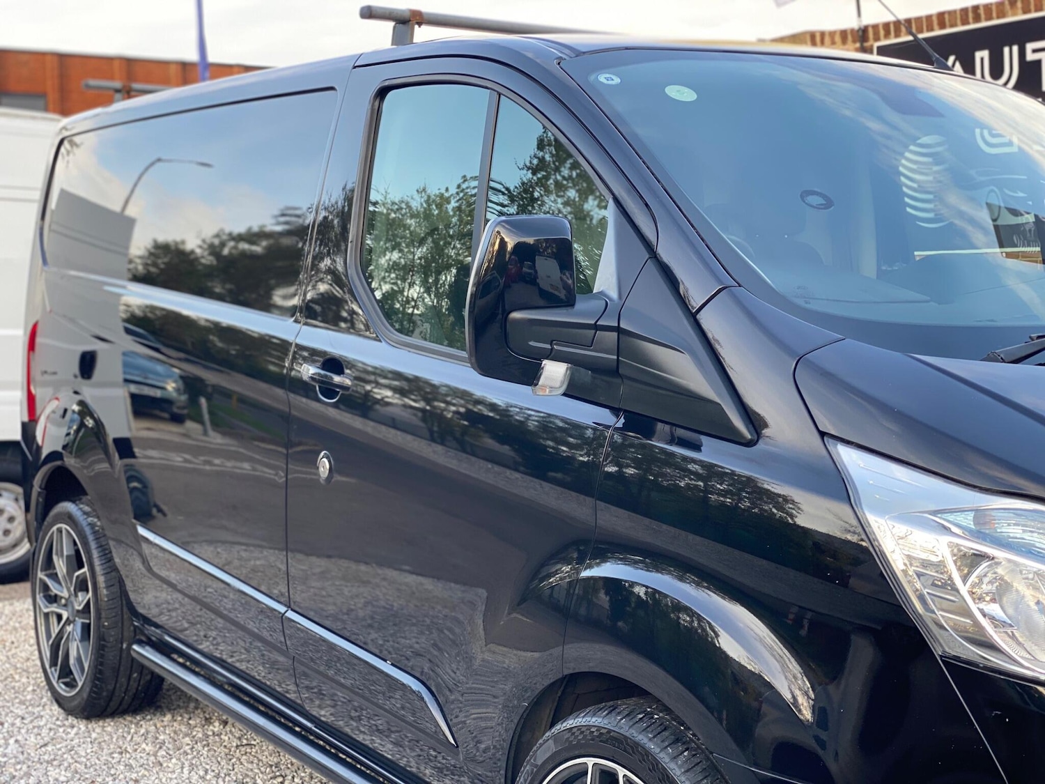 Used Ford Transit Custom 2014 for sale - 76137319: Photo 55