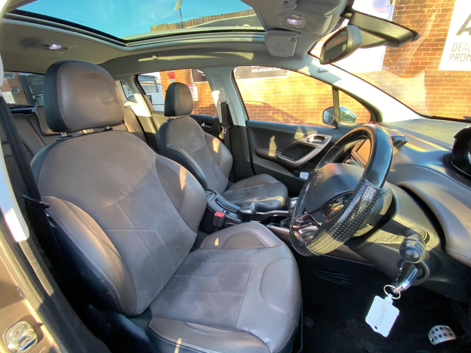 Used Peugeot 2008 2014 for sale - 77853060: Photo 34