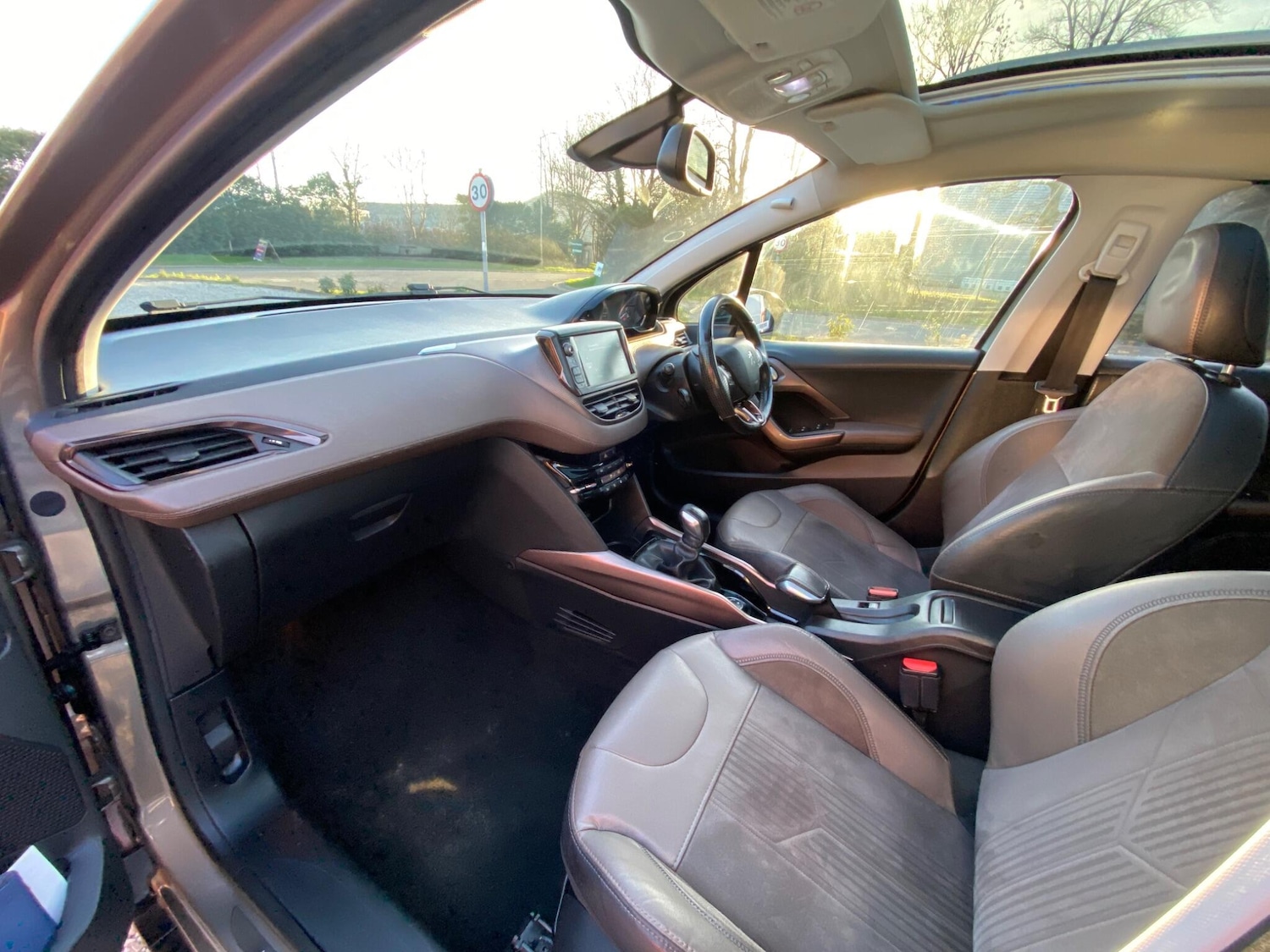 Used Peugeot 2008 2014 for sale - 77853060: Photo 41