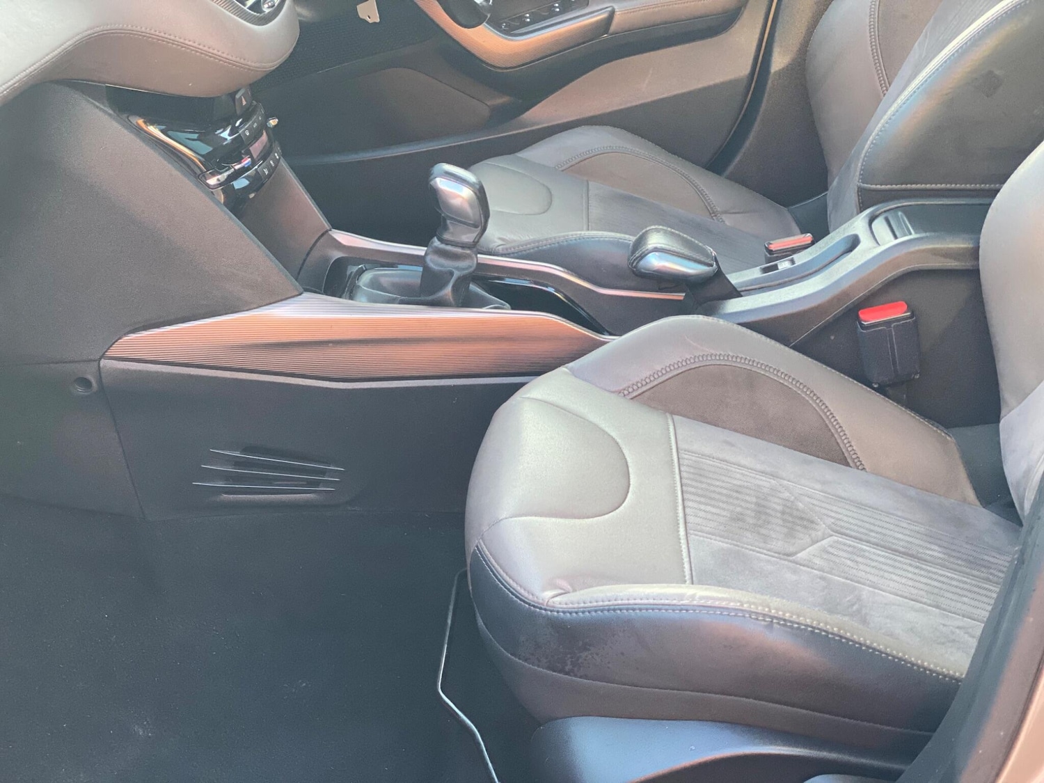 Used Peugeot 2008 2014 for sale - 77853060: Photo 44