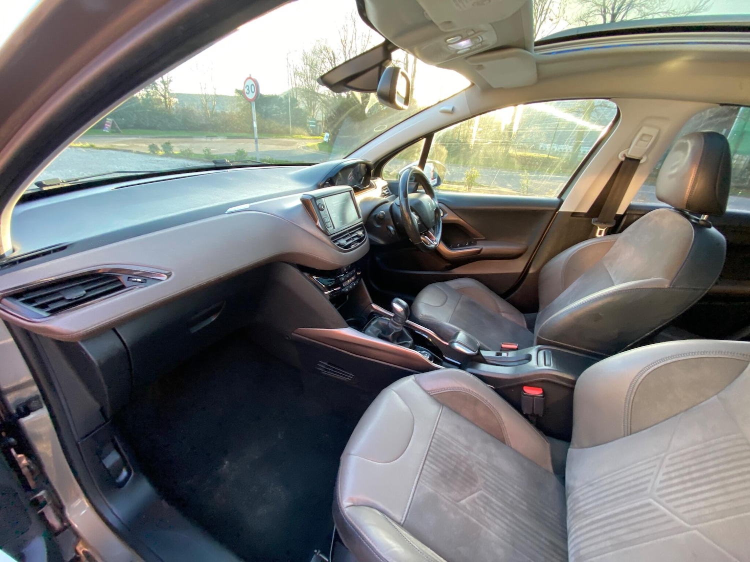 Used Peugeot 2008 2014 for sale - 77853060: Photo 46