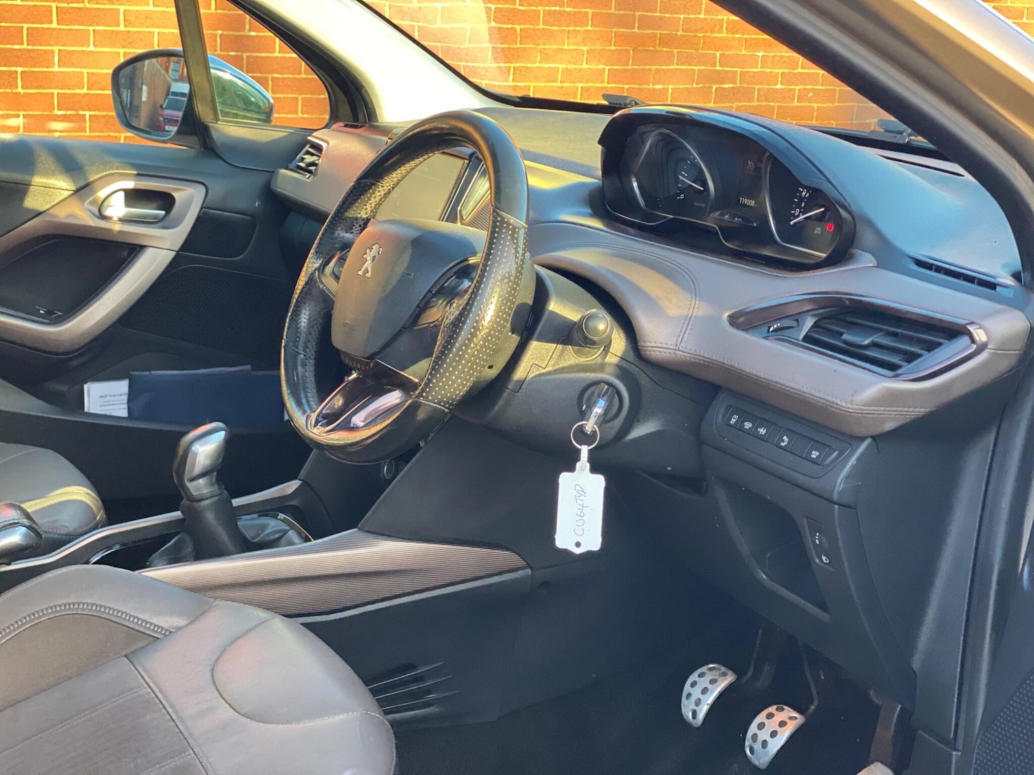 Used Peugeot 2008 2014 for sale - 77853060: Photo 6