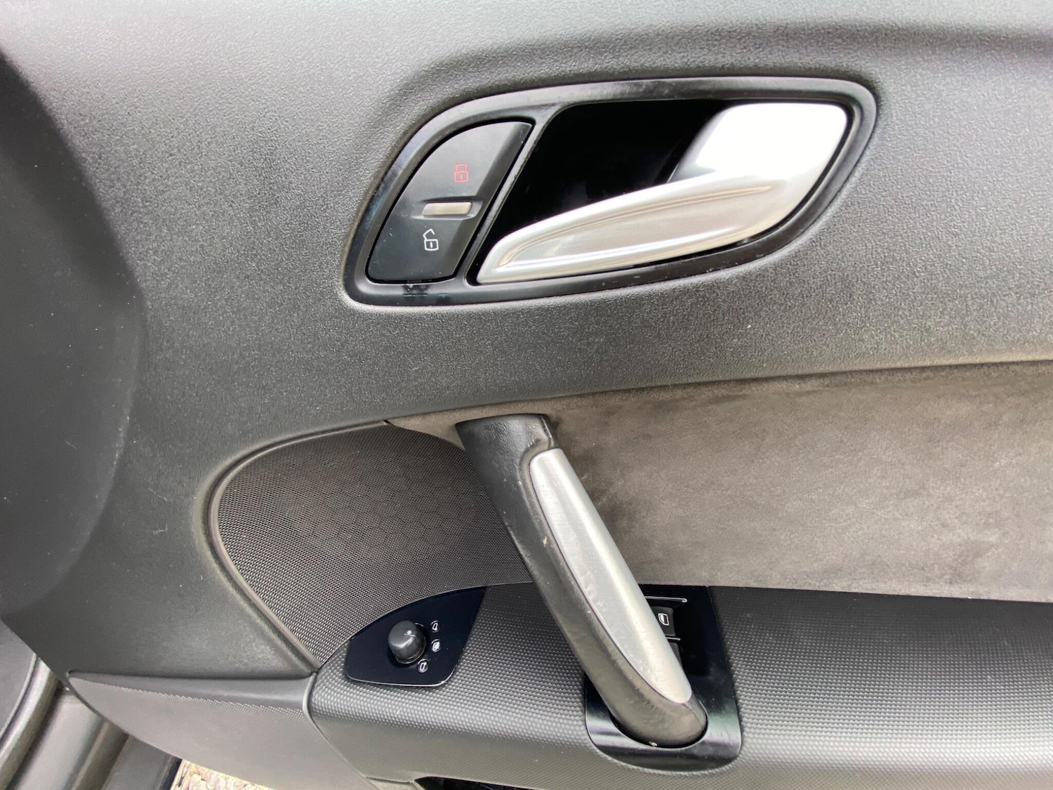 Used Audi TT 2008 for sale - 78072895: Photo 40