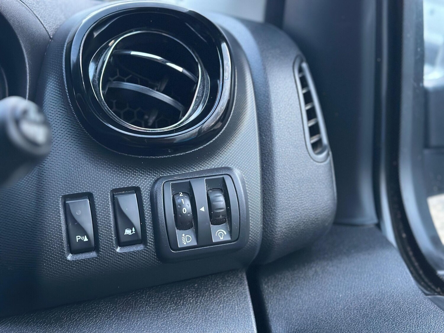 Used Vauxhall Vivaro 2016 for sale - 77278639: Photo 49