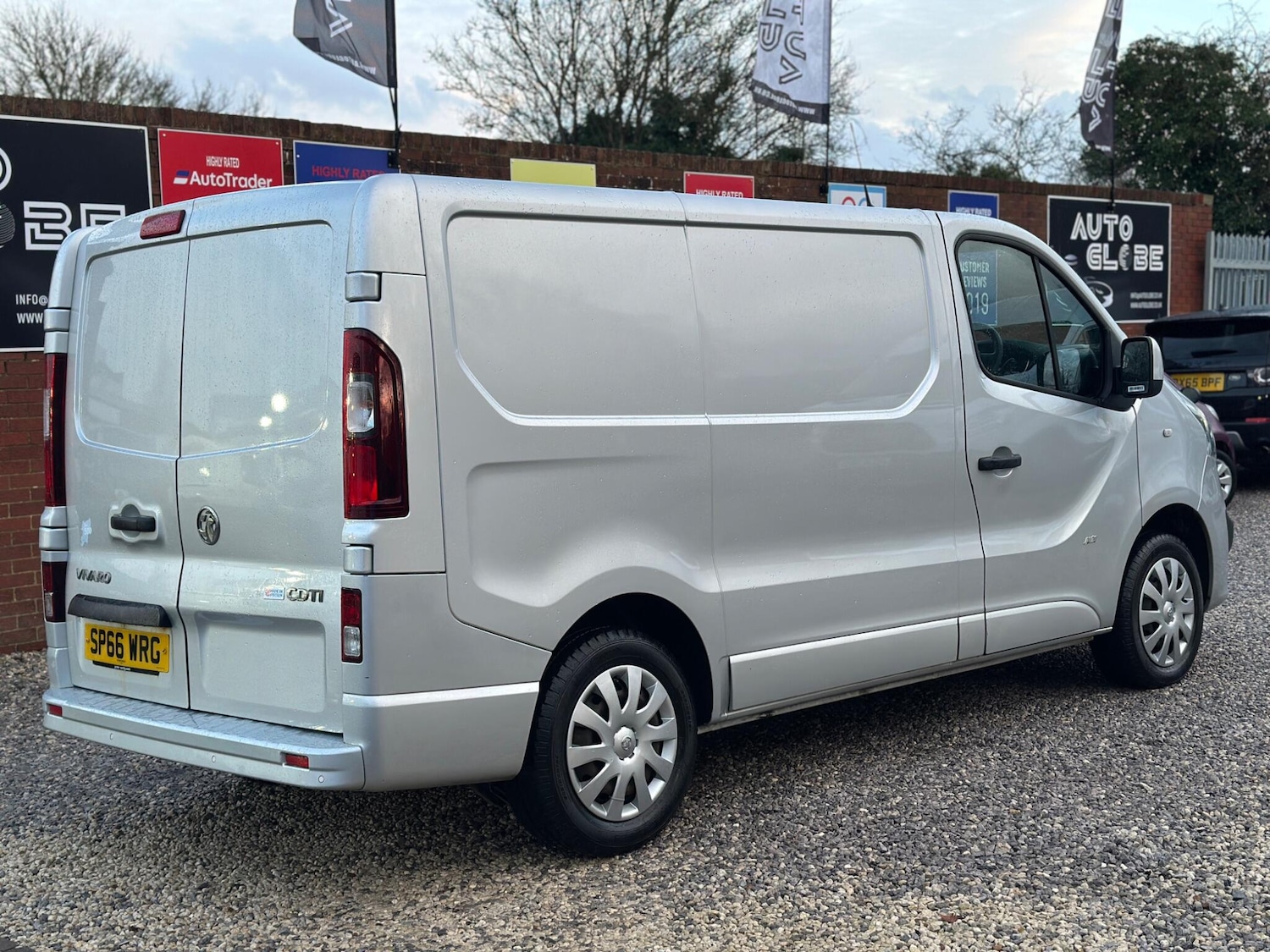 Used Vauxhall Vivaro 2016 for sale - 77278639: Photo 5