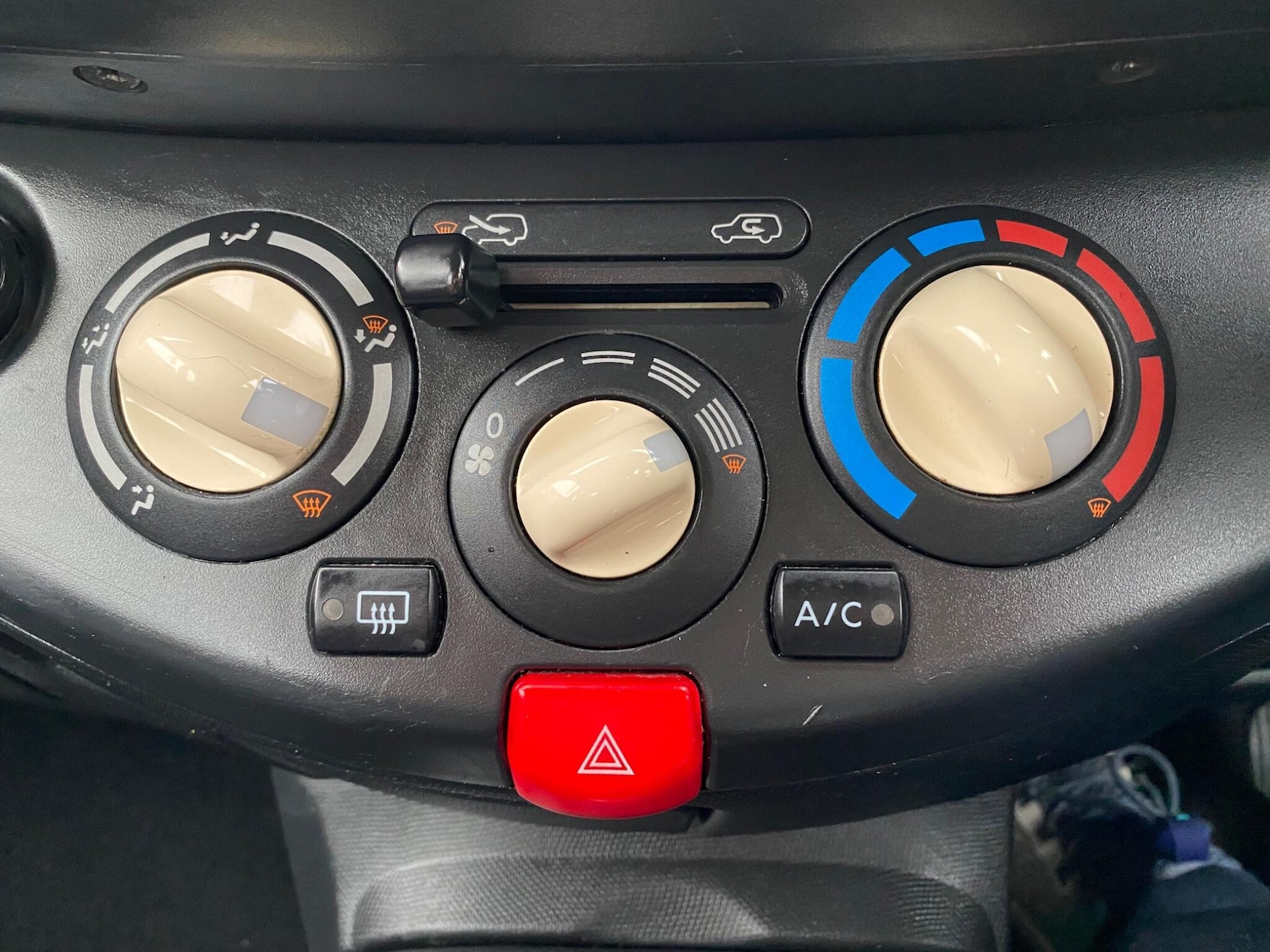 Used Nissan Micra 2004 for sale - 77799341: Photo 28