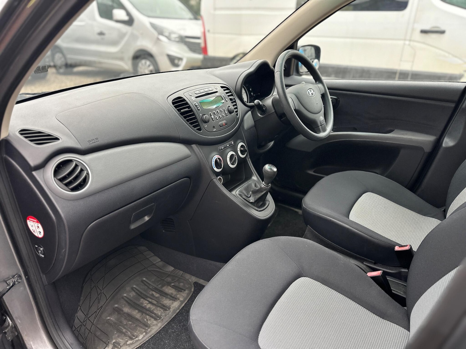 Used Hyundai i10 2008 for sale - 77345656: Photo 8