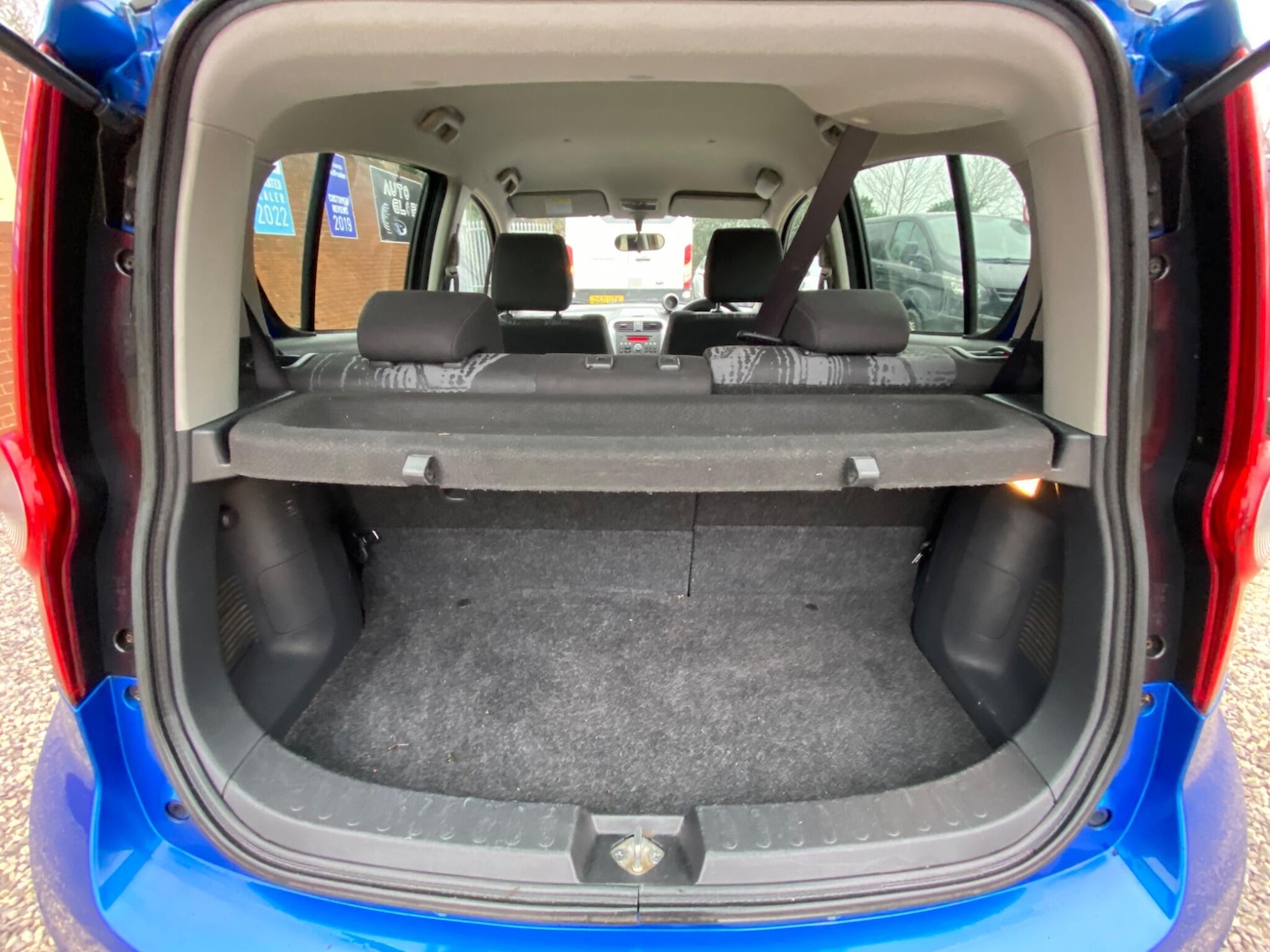 Used Vauxhall Agila 2012 for sale - 77203242: Photo 37