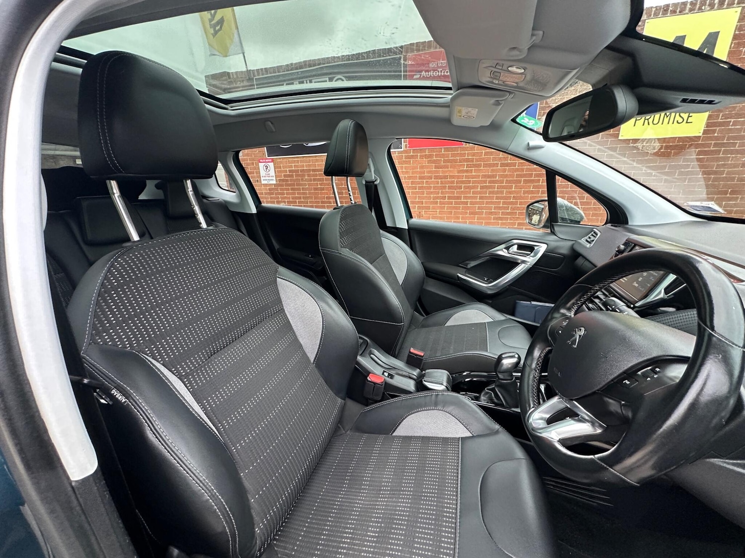Used Peugeot 2008 2016 for sale - 75977934: Photo 10