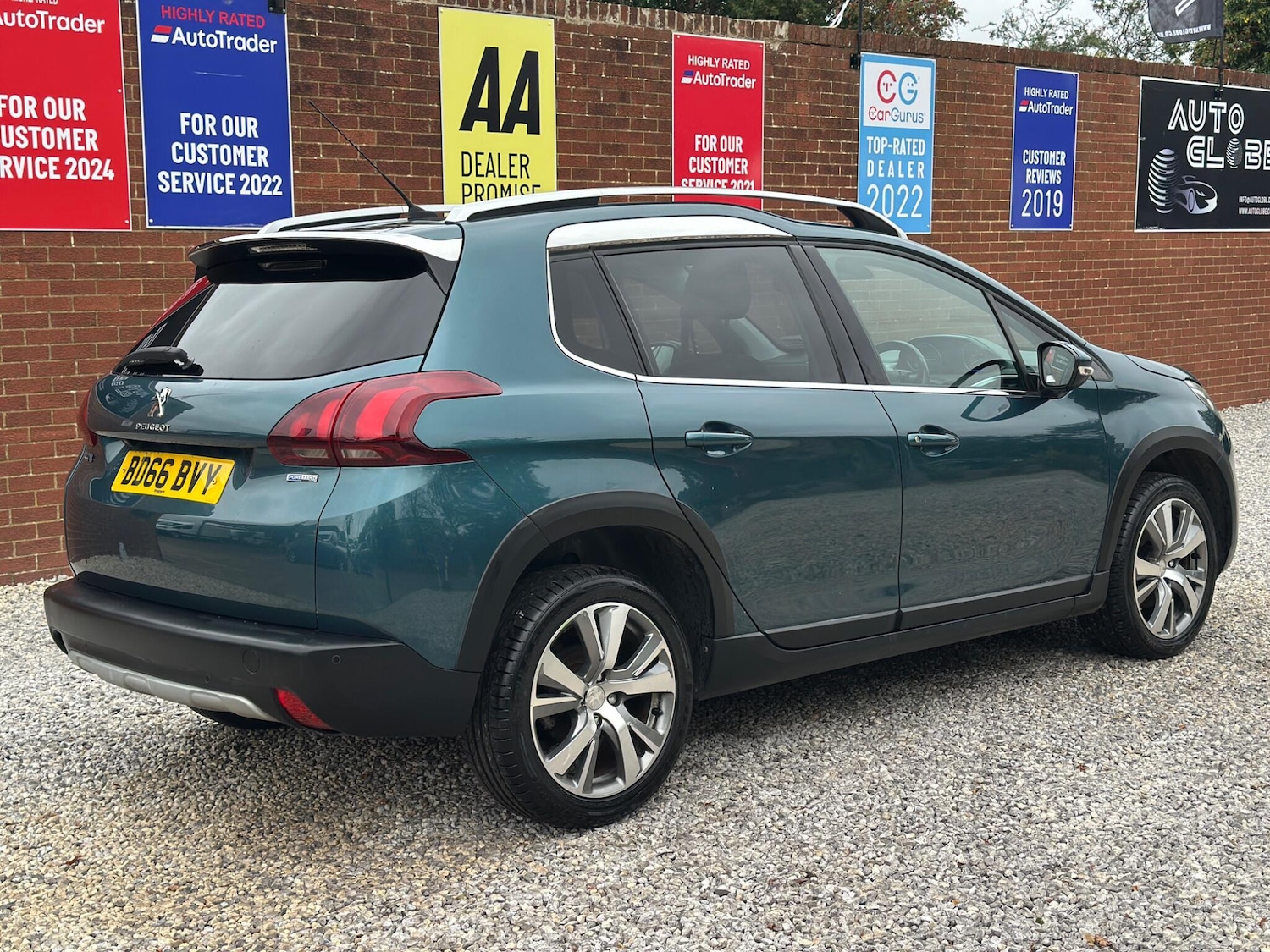 Used Peugeot 2008 2016 for sale - 75977934: Photo 4