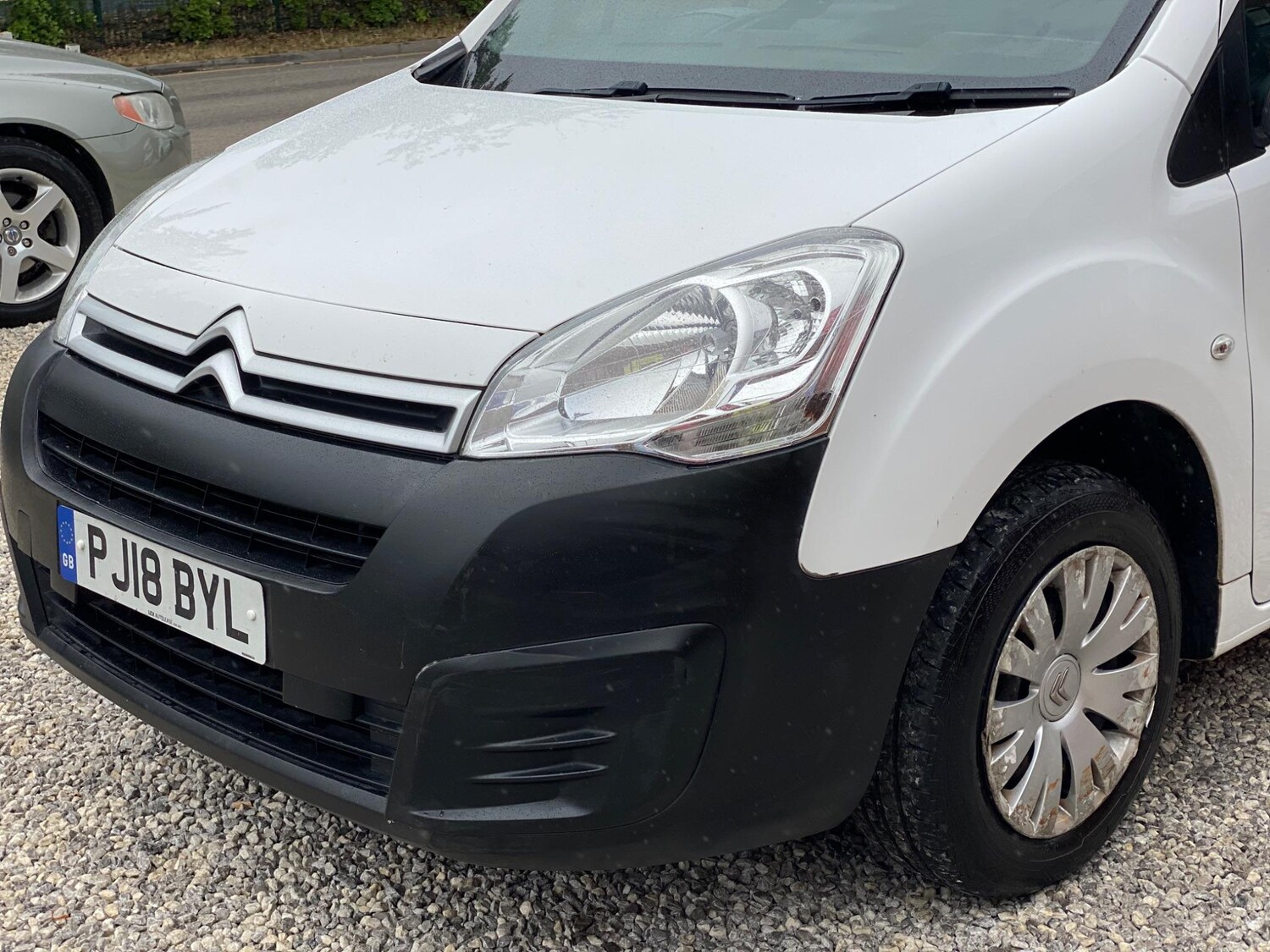 Vehicle 29