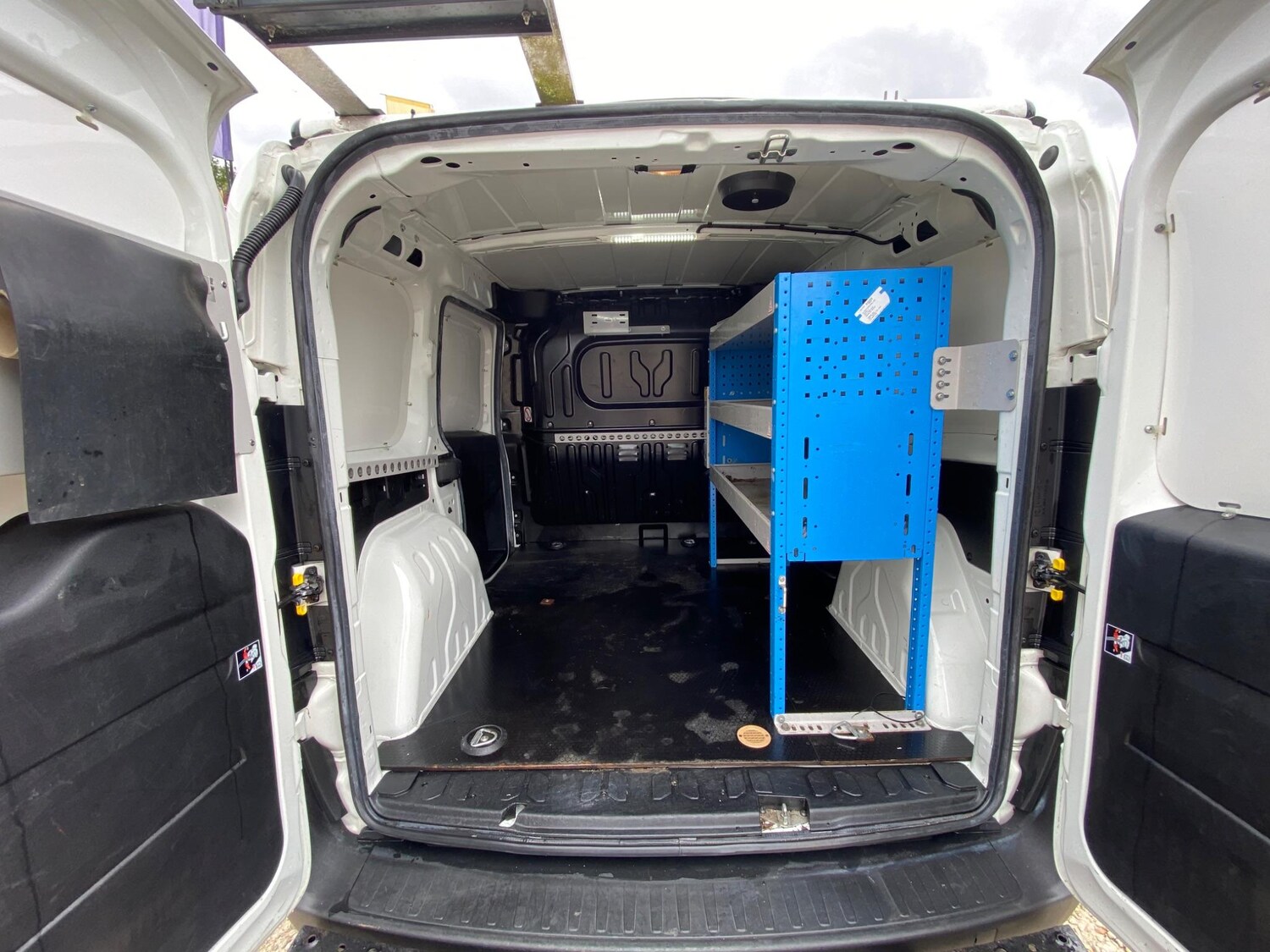 Vehicle 21