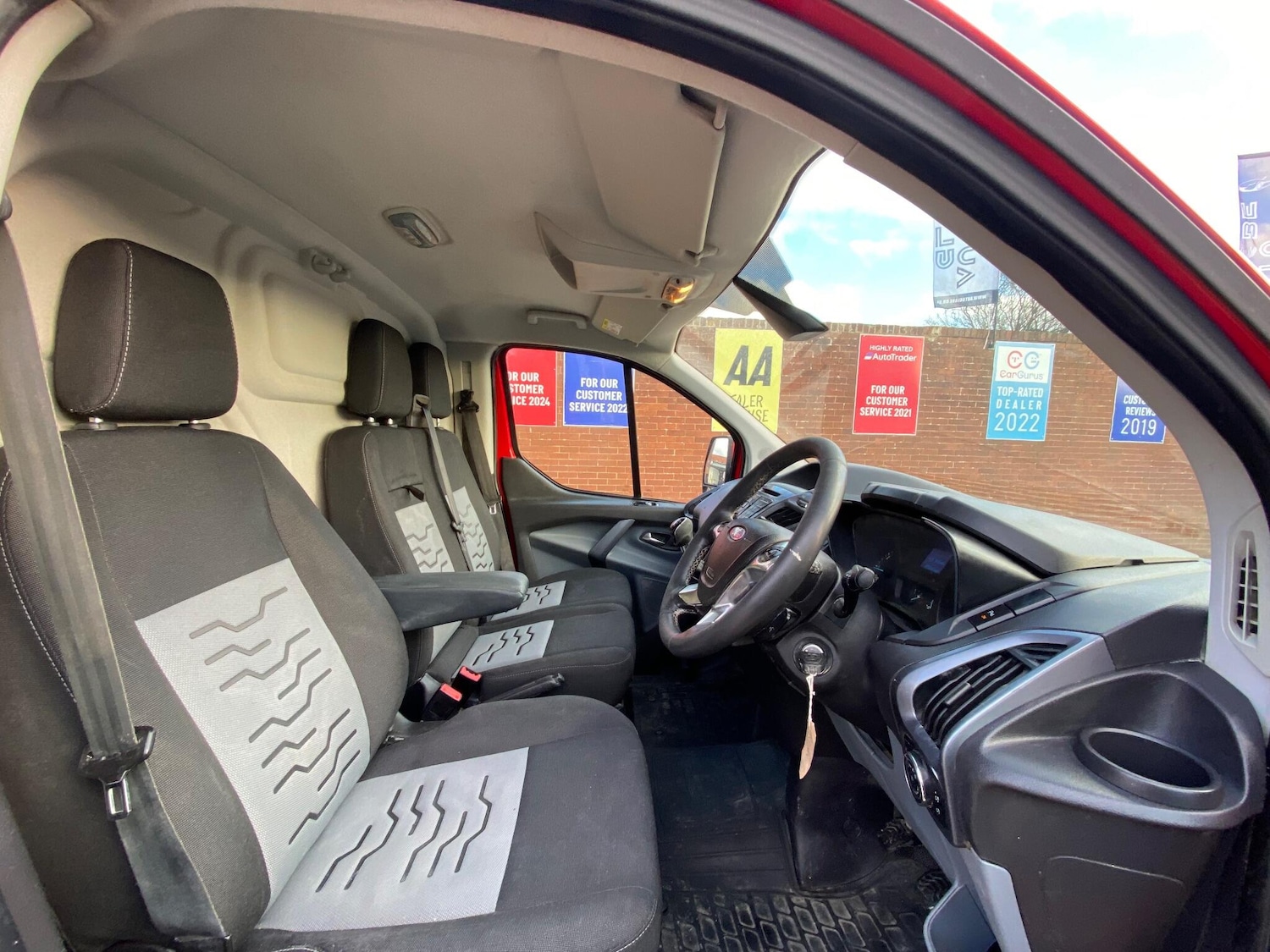 Used Ford Transit Custom 2016 for sale - 76898888: Photo 36