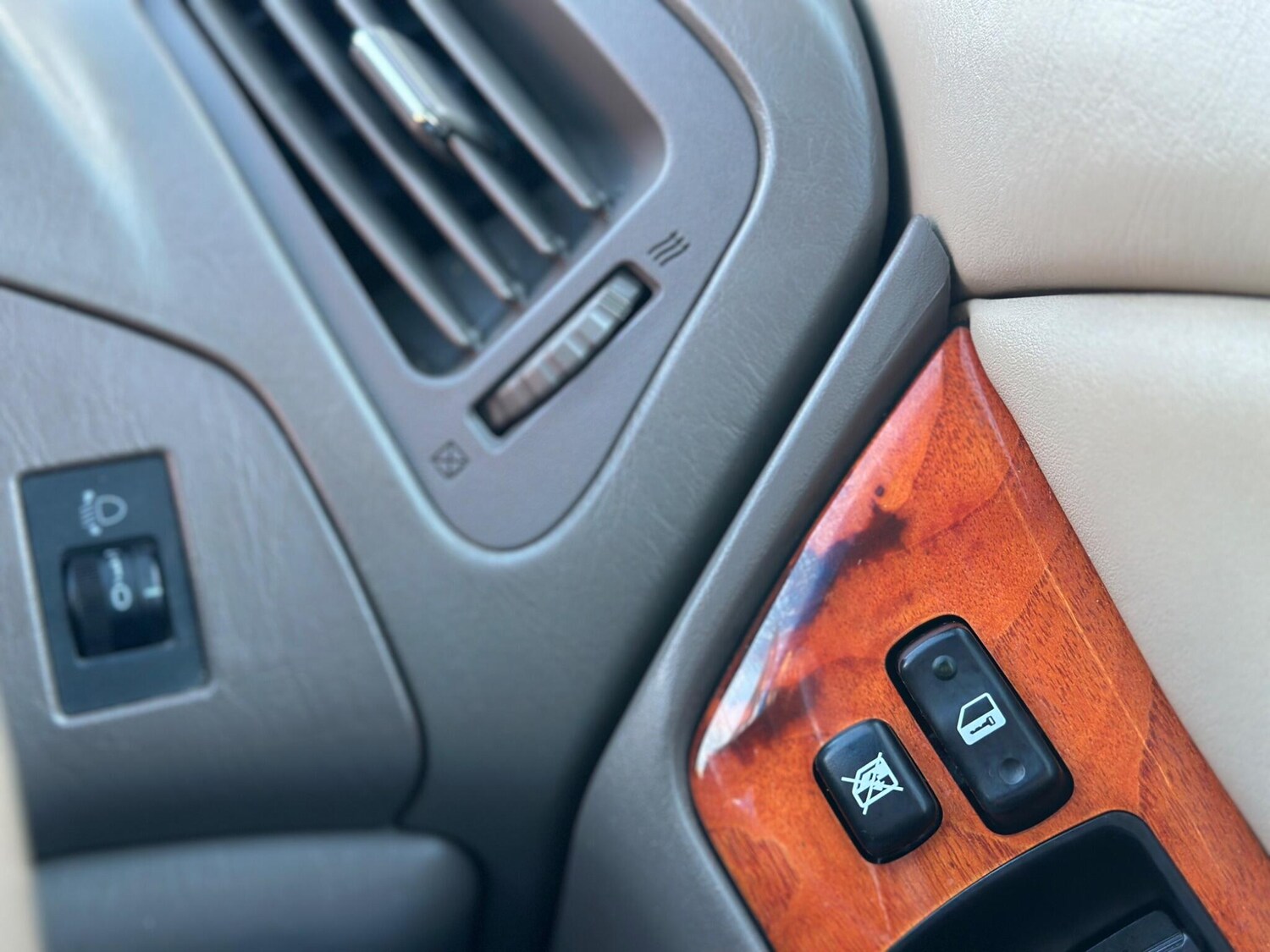 Used Lexus RX 2003 for sale - 77882188: Photo 56