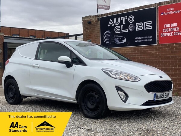 Used Ford Fiesta Van 2019 for sale - 74838537: Photo 1