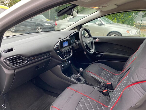 Used Ford Fiesta Van 2019 for sale - 74838537: Photo 8