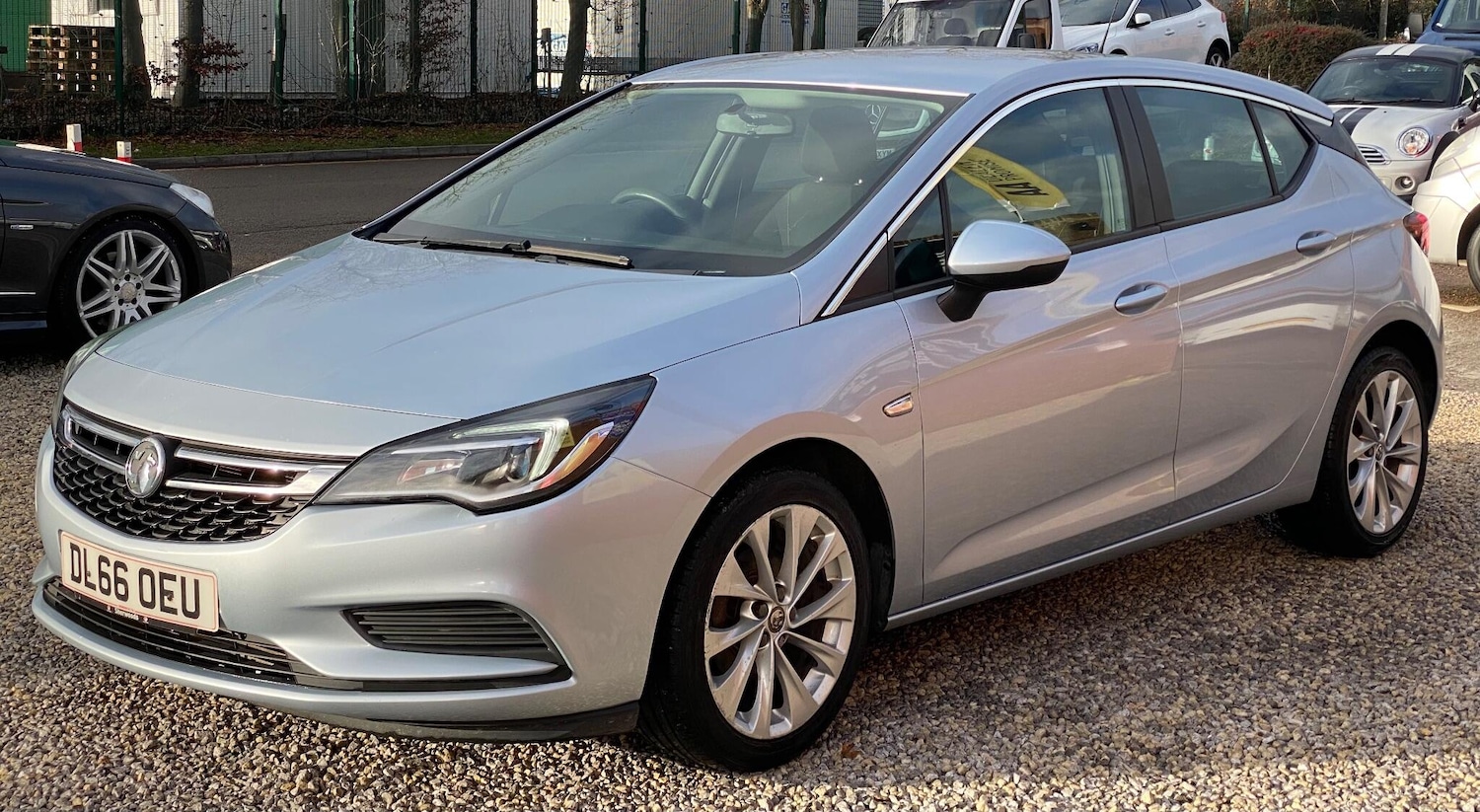 Used Vauxhall Astra 2016 for sale - 77175636: Photo 3