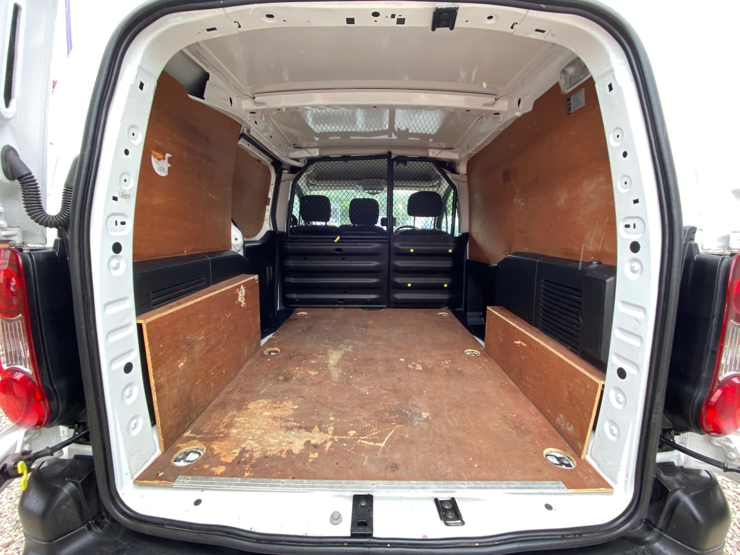 Vehicle 43