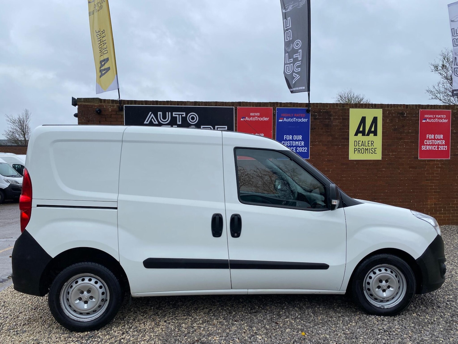 Used Vauxhall Combo 2018 for sale - 76592284: Photo 14