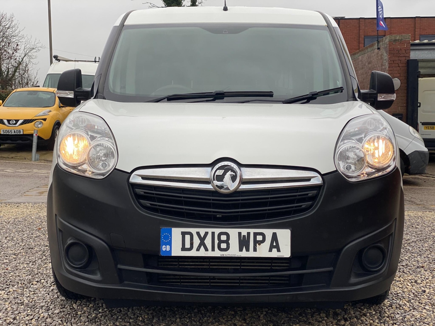 Used Vauxhall Combo 2018 for sale - 76592284: Photo 3