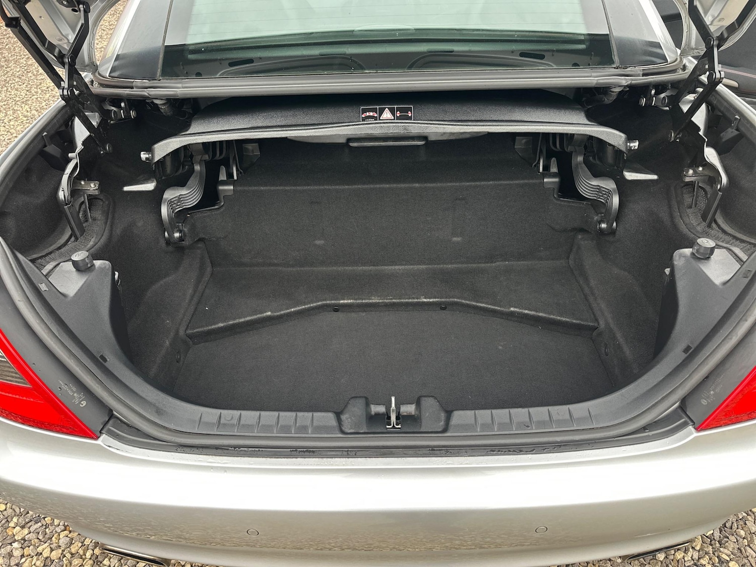 Used Mercedes-Benz SLK 2008 for sale - 76995663: Photo 11