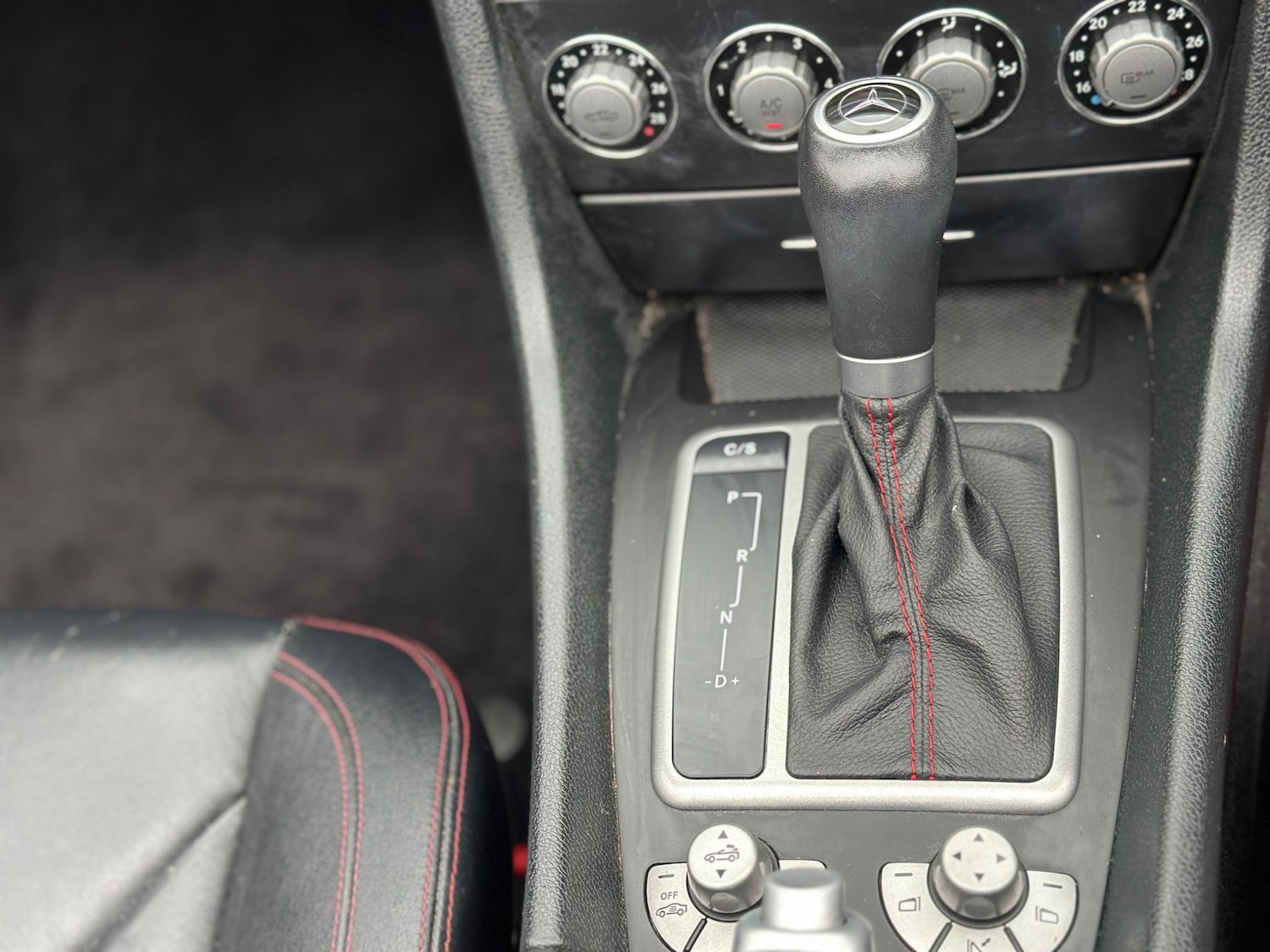 Used Mercedes-Benz SLK 2008 for sale - 76995663: Photo 46