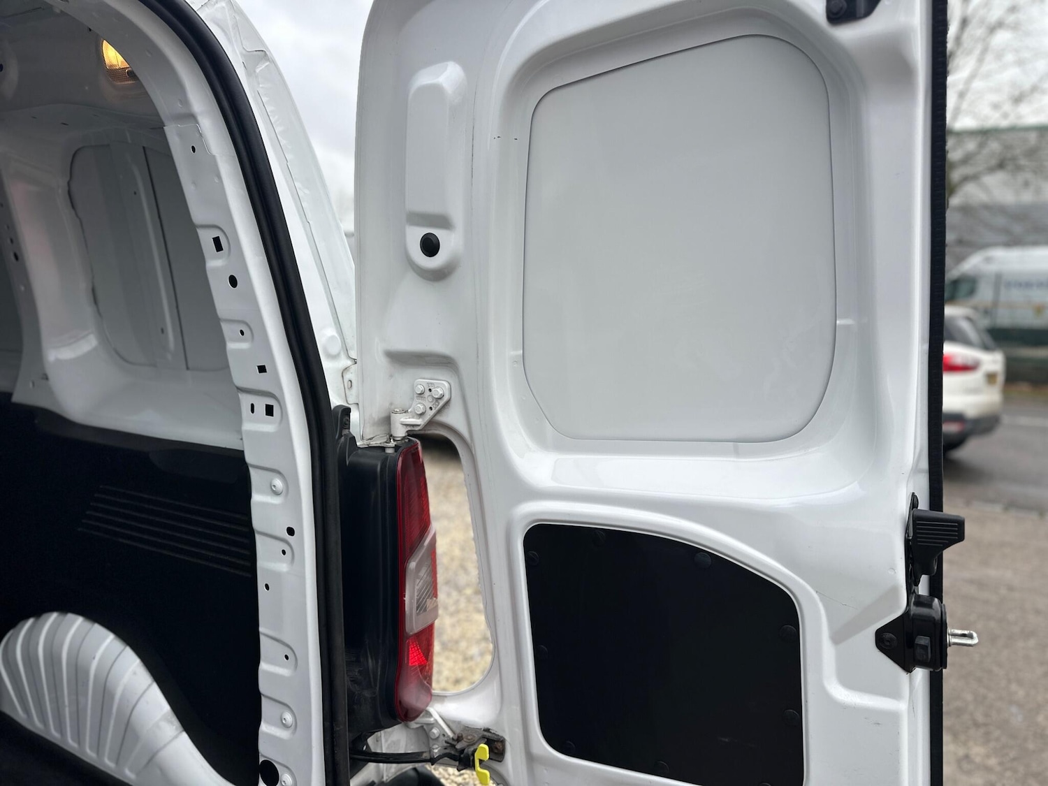 Used Vauxhall Combo for sale - 78214650: Photo 16