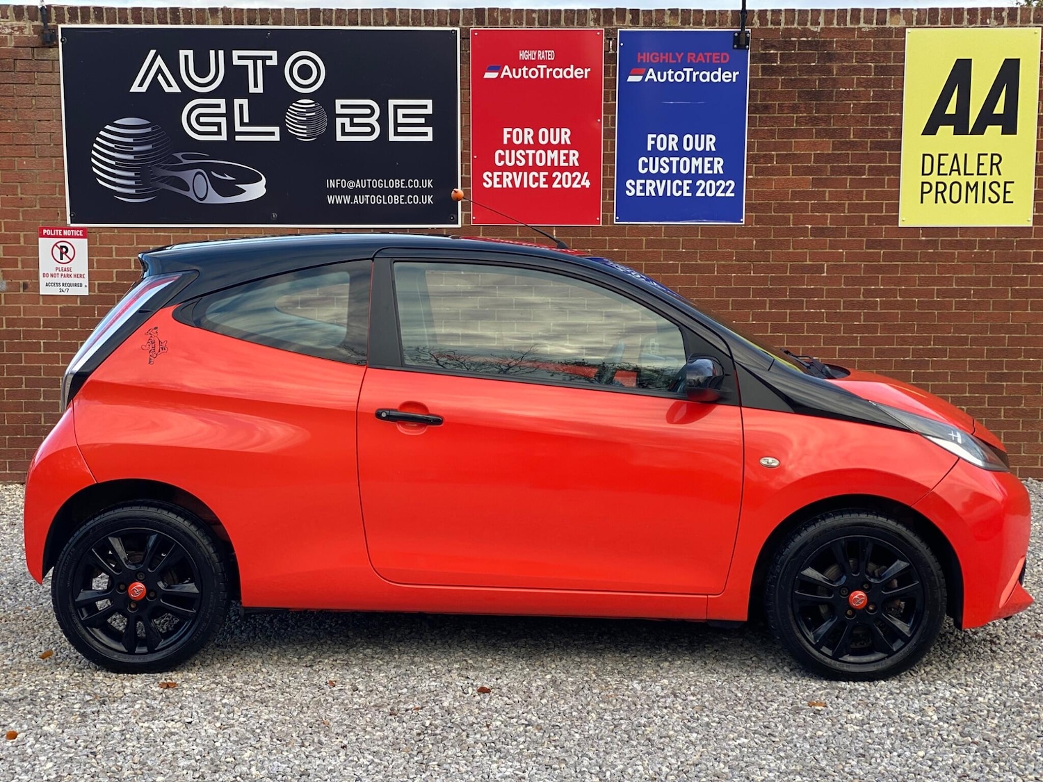 Used Toyota AYGO 2015 for sale - 76337668: Photo 3