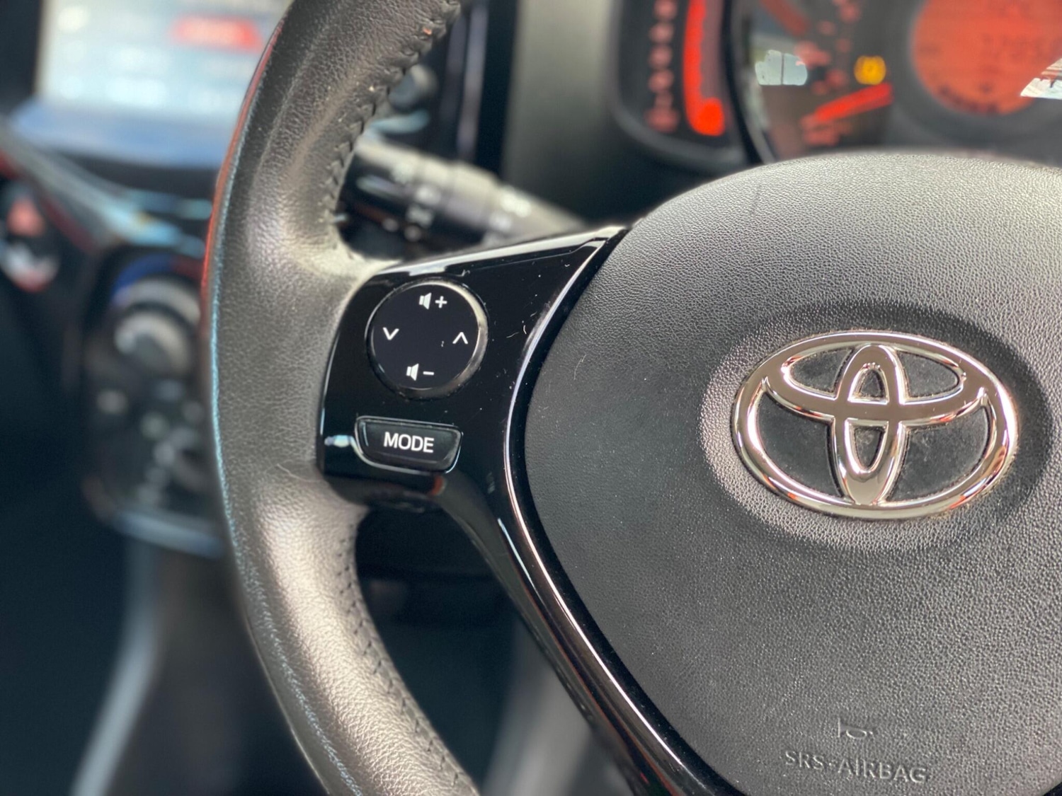Used Toyota AYGO 2015 for sale - 76337668: Photo 43