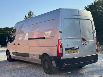 Used Renault Master 2019 for sale - 79337647: Photo