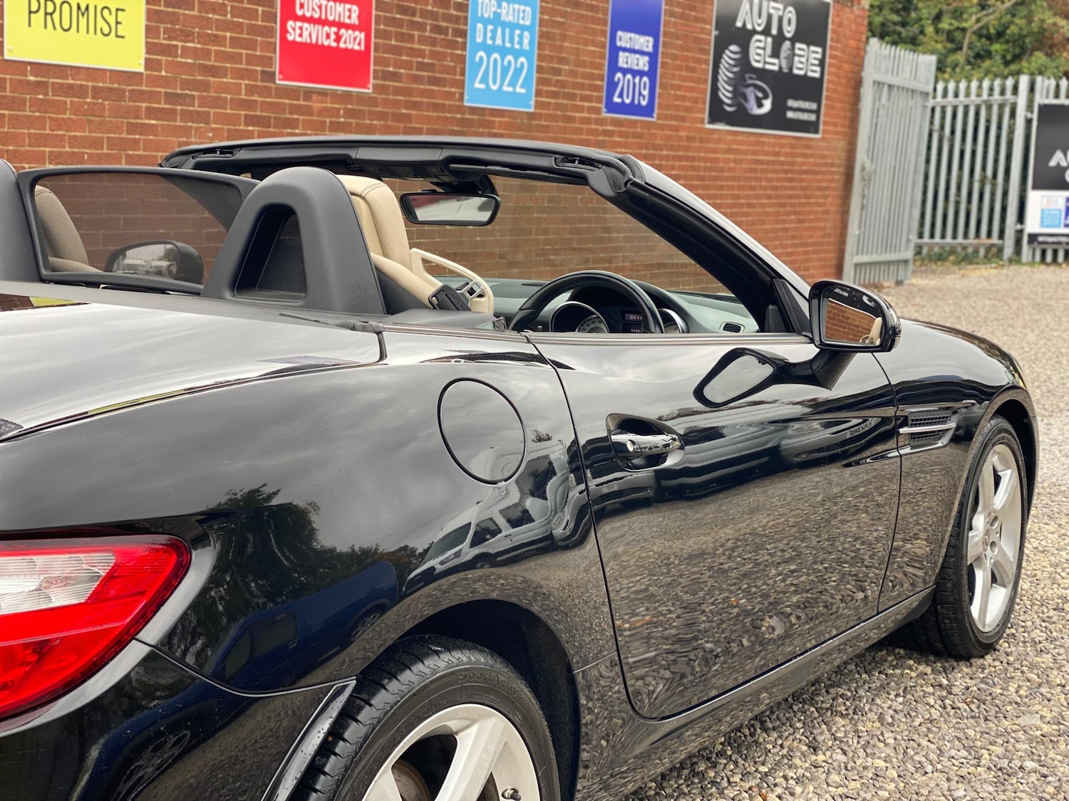 Used Mercedes-Benz SLK 2014 for sale - 76136462: Photo 23