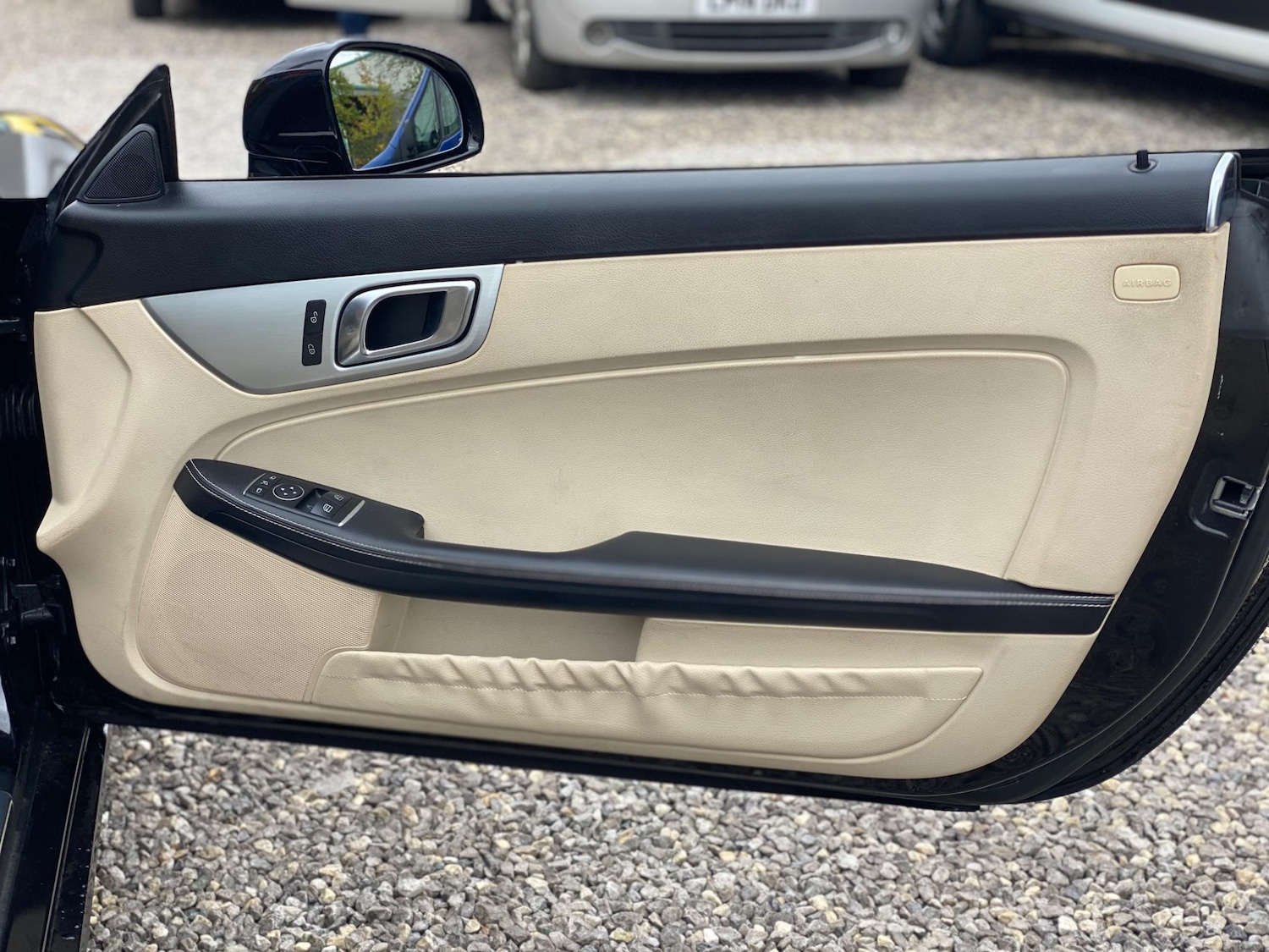 Used Mercedes-Benz SLK 2014 for sale - 76136462: Photo 33