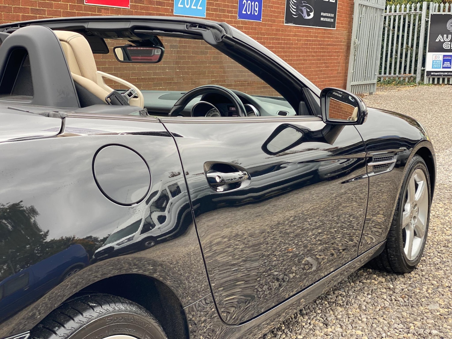 Used Mercedes-Benz SLK 2014 for sale - 76136462: Photo 54