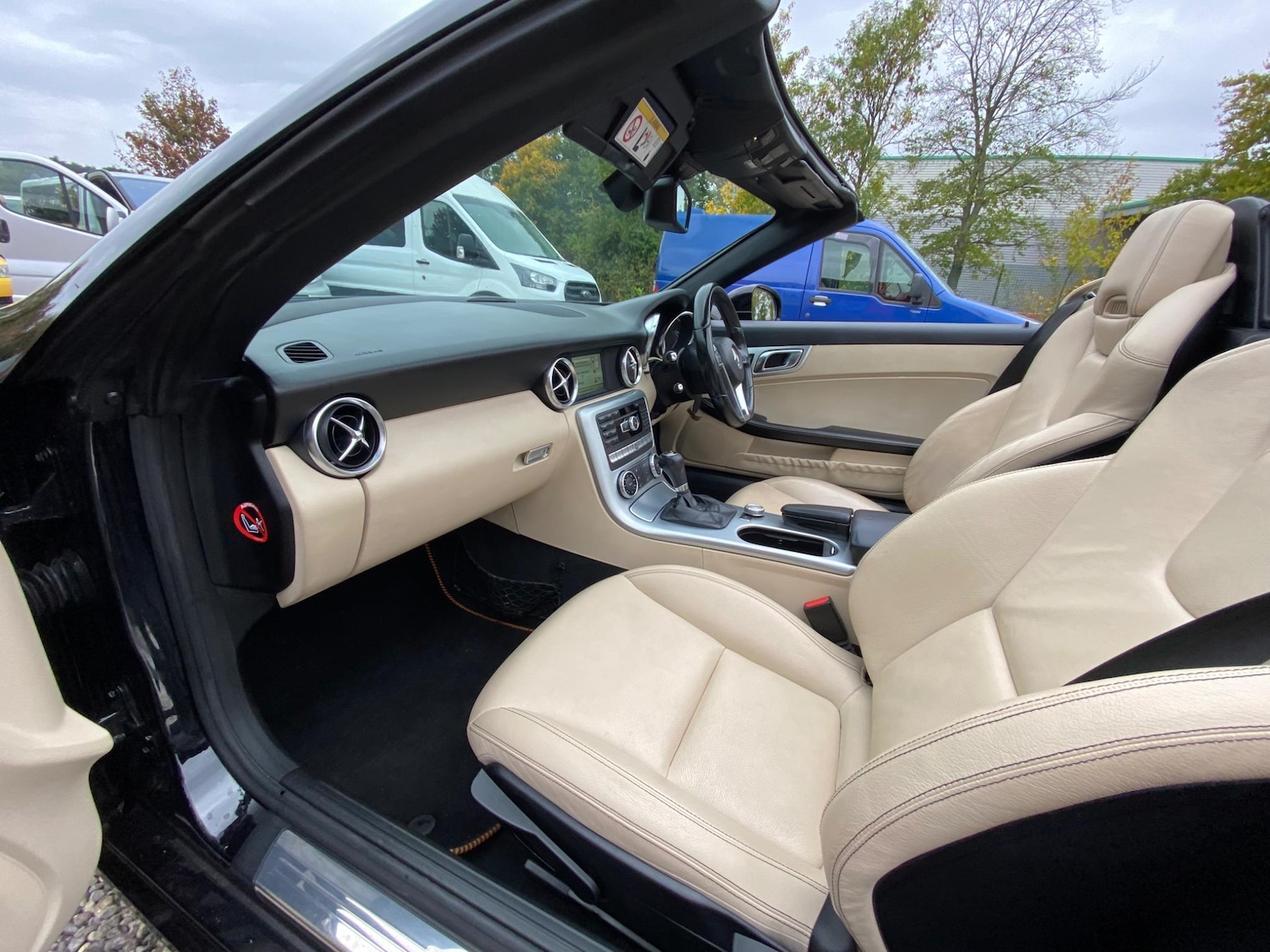 Used Mercedes-Benz SLK 2014 for sale - 76136462: Photo 8