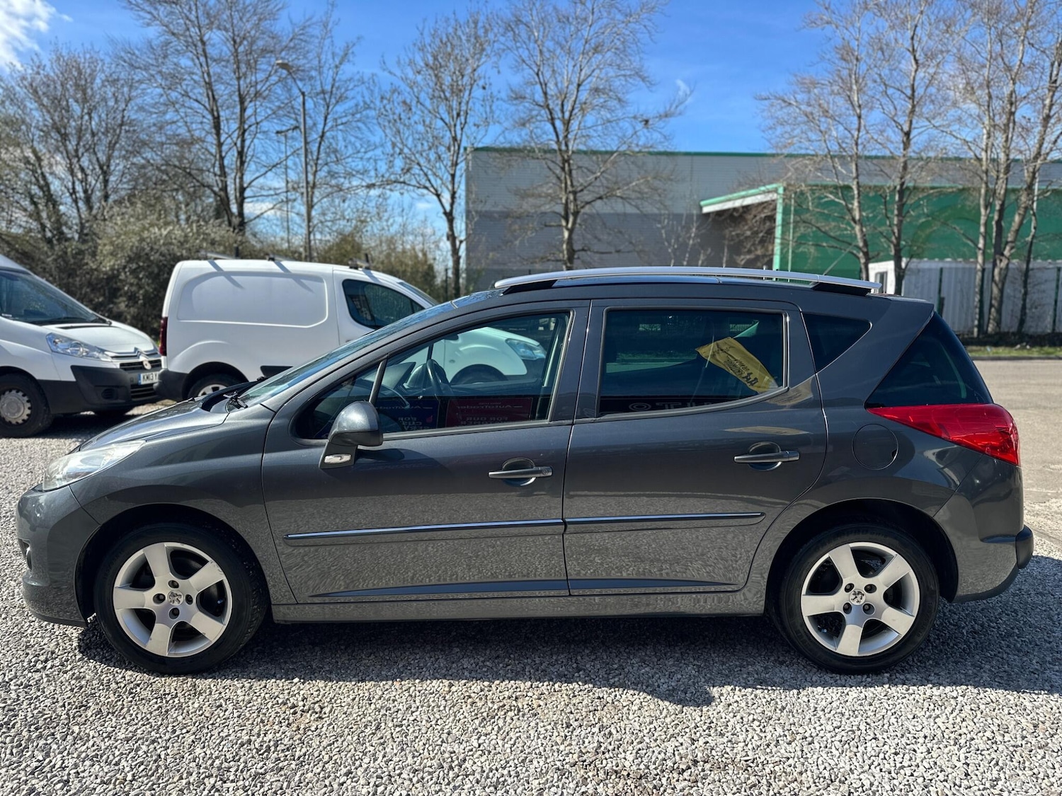 Used Peugeot 207 2011 for sale - 78020402: Photo 15