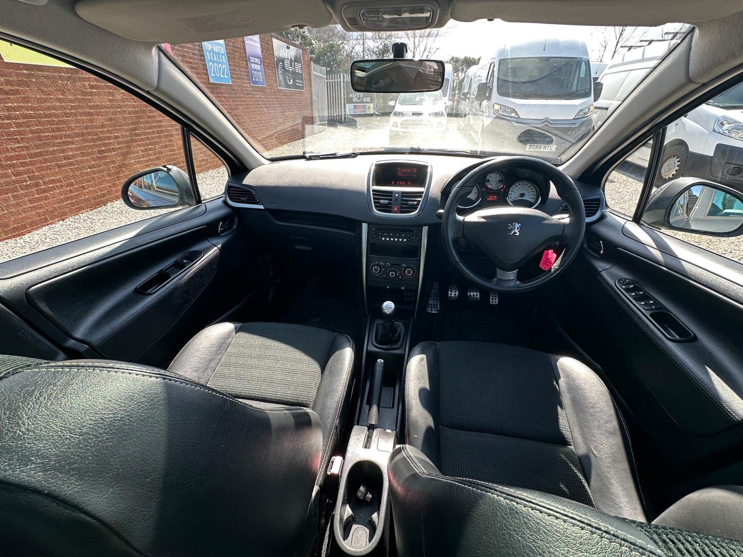 Used Peugeot 207 2011 for sale - 78020402: Photo 24