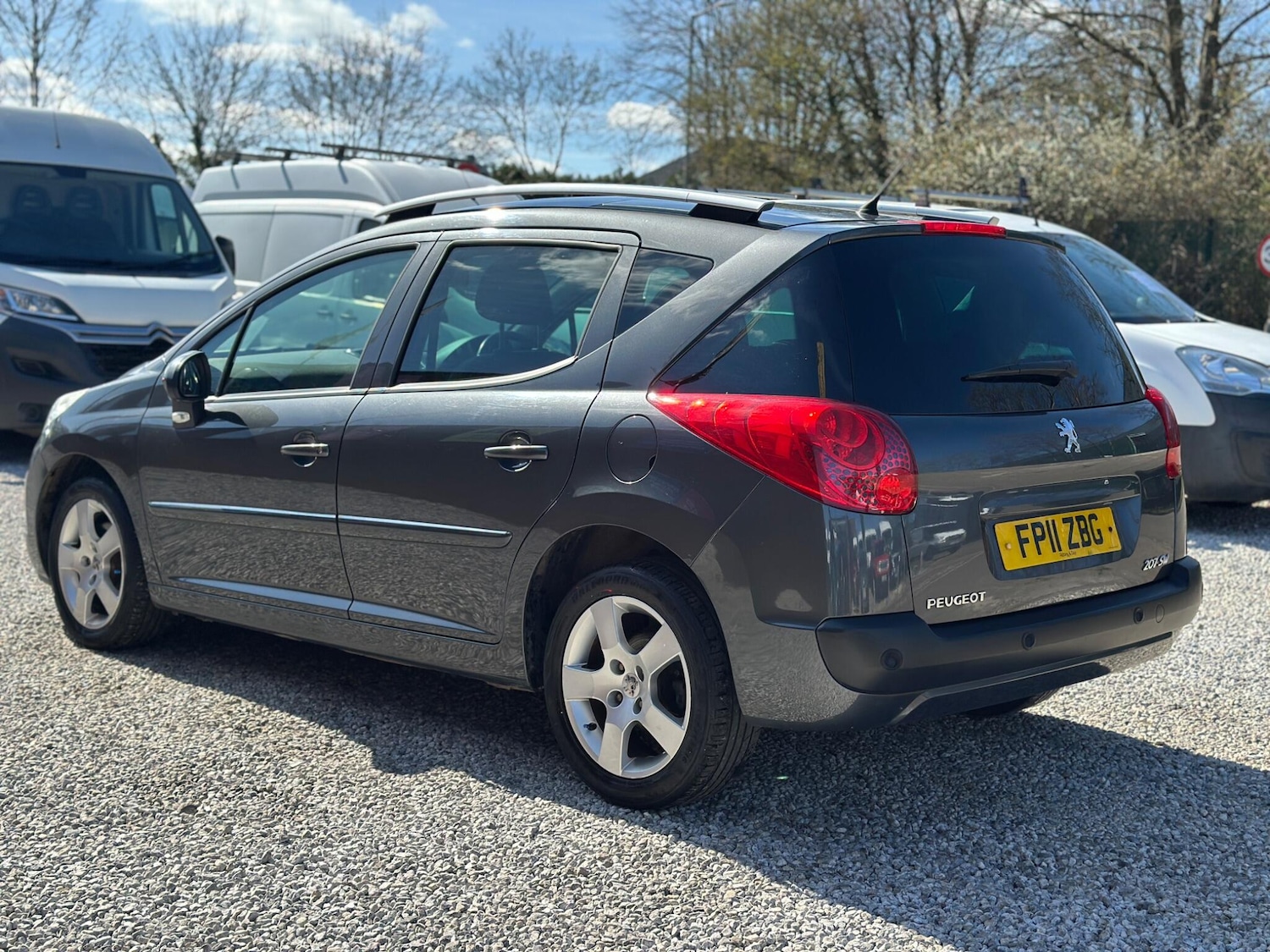 Used Peugeot 207 2011 for sale - 78020402: Photo 4