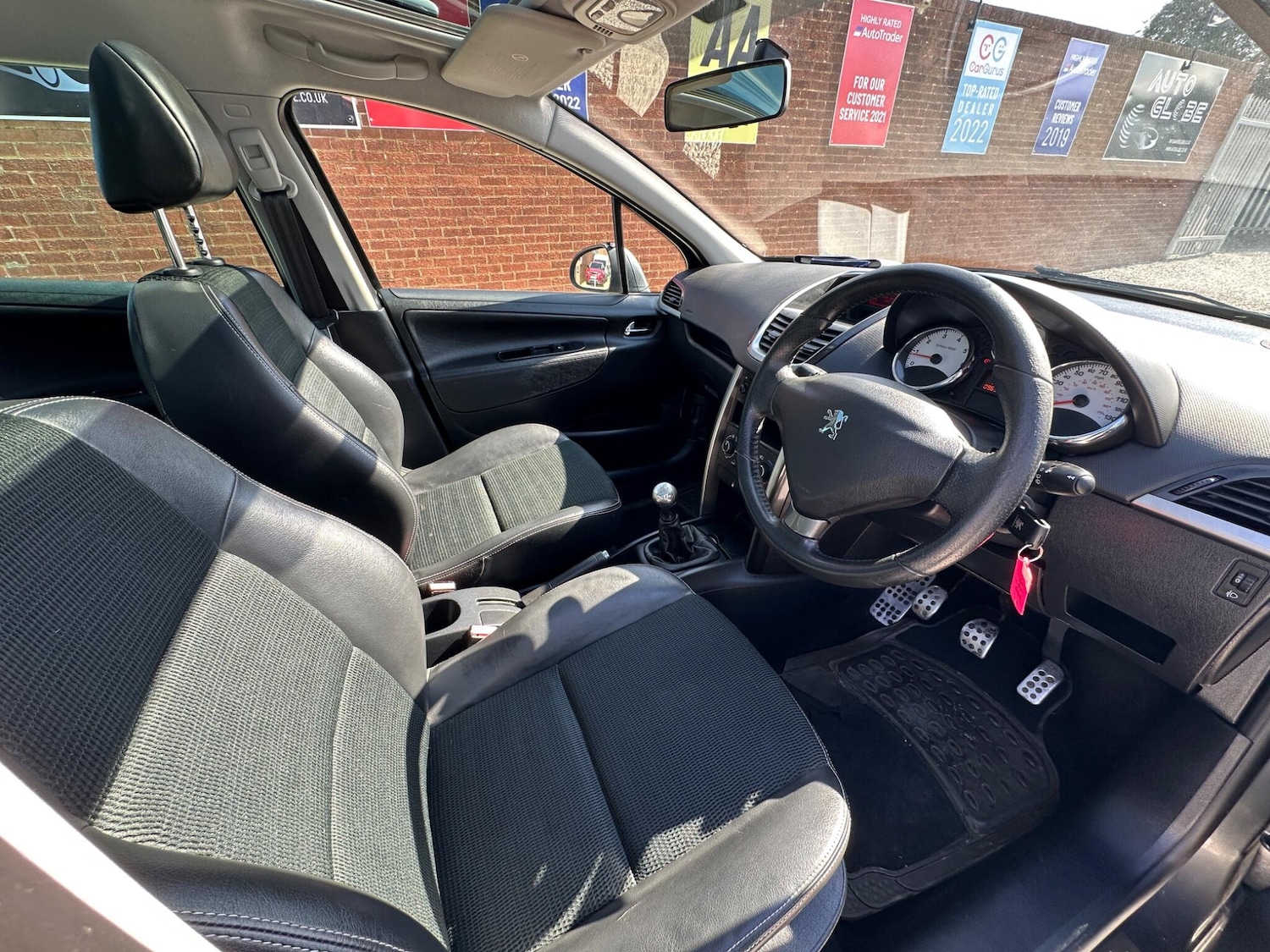 Used Peugeot 207 2011 for sale - 78020402: Photo 6