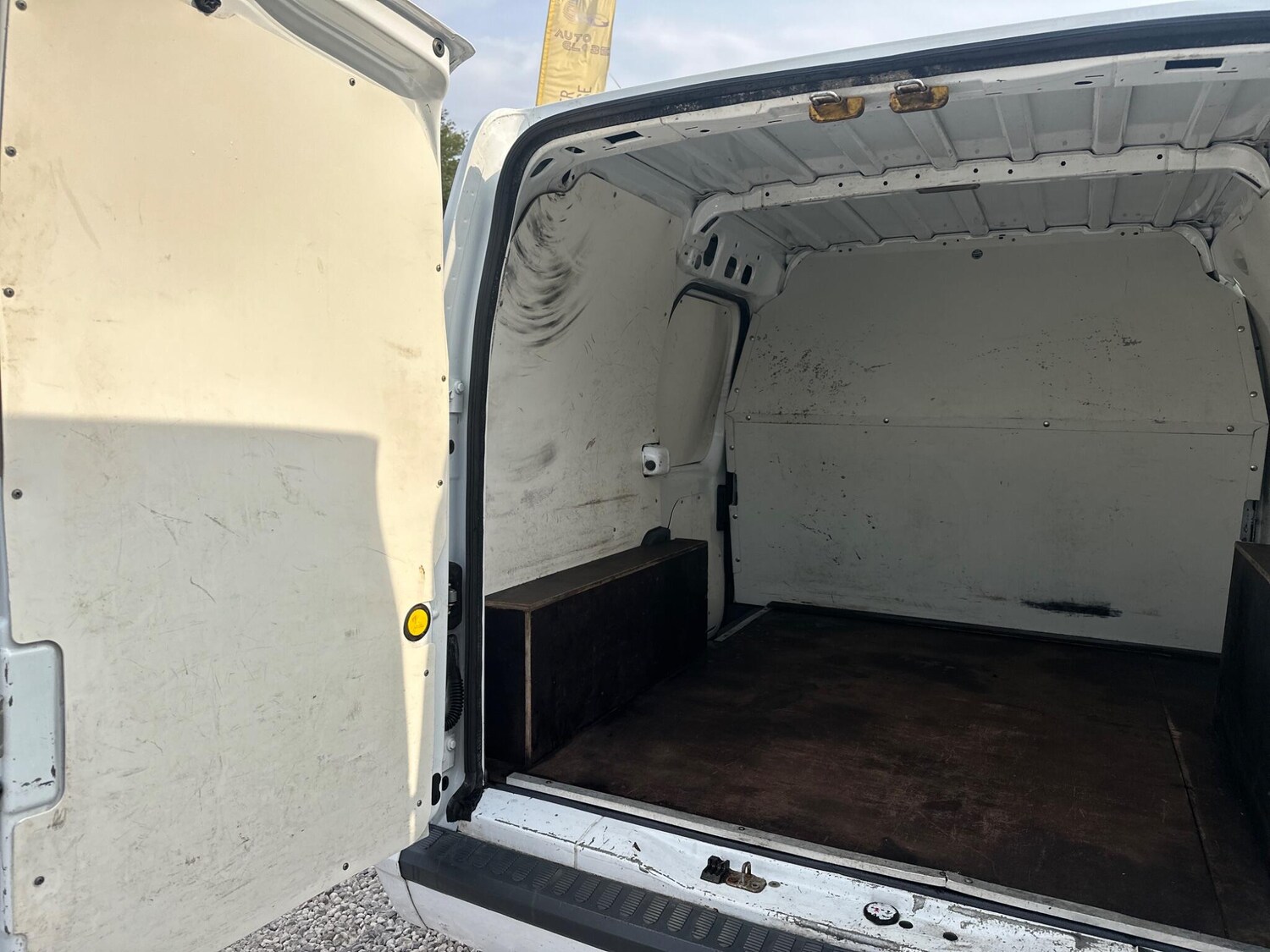 Vehicle 21