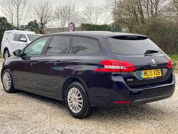 Used Peugeot 308 2015 for sale - 77908963: Photo