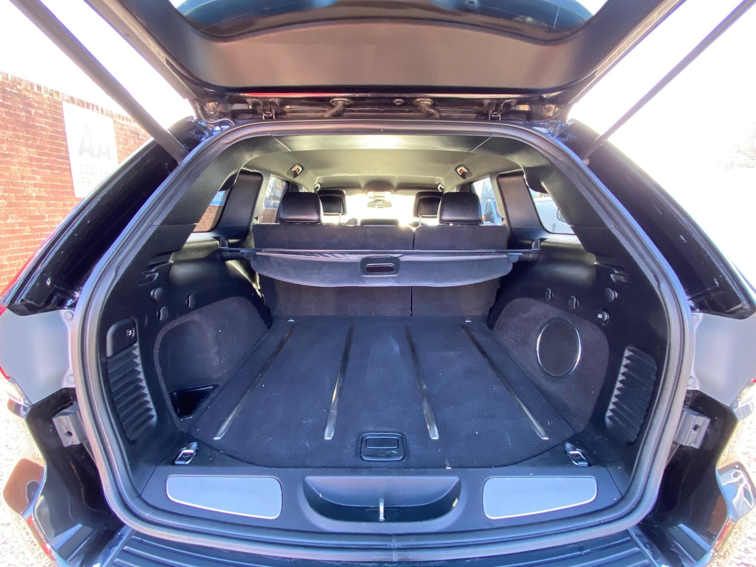 Used Jeep Grand Cherokee 2013 for sale - 76865639: Photo 15