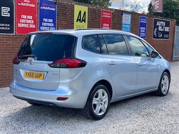 Used Vauxhall Zafira Tourer 2015 for sale - 75478069: Photo