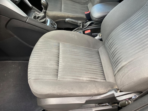 Used Vauxhall Zafira Tourer 2015 for sale - 75478069: Photo 50