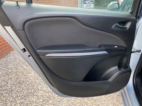 Used Vauxhall Zafira Tourer 2015 for sale - 75478069: Photo 52